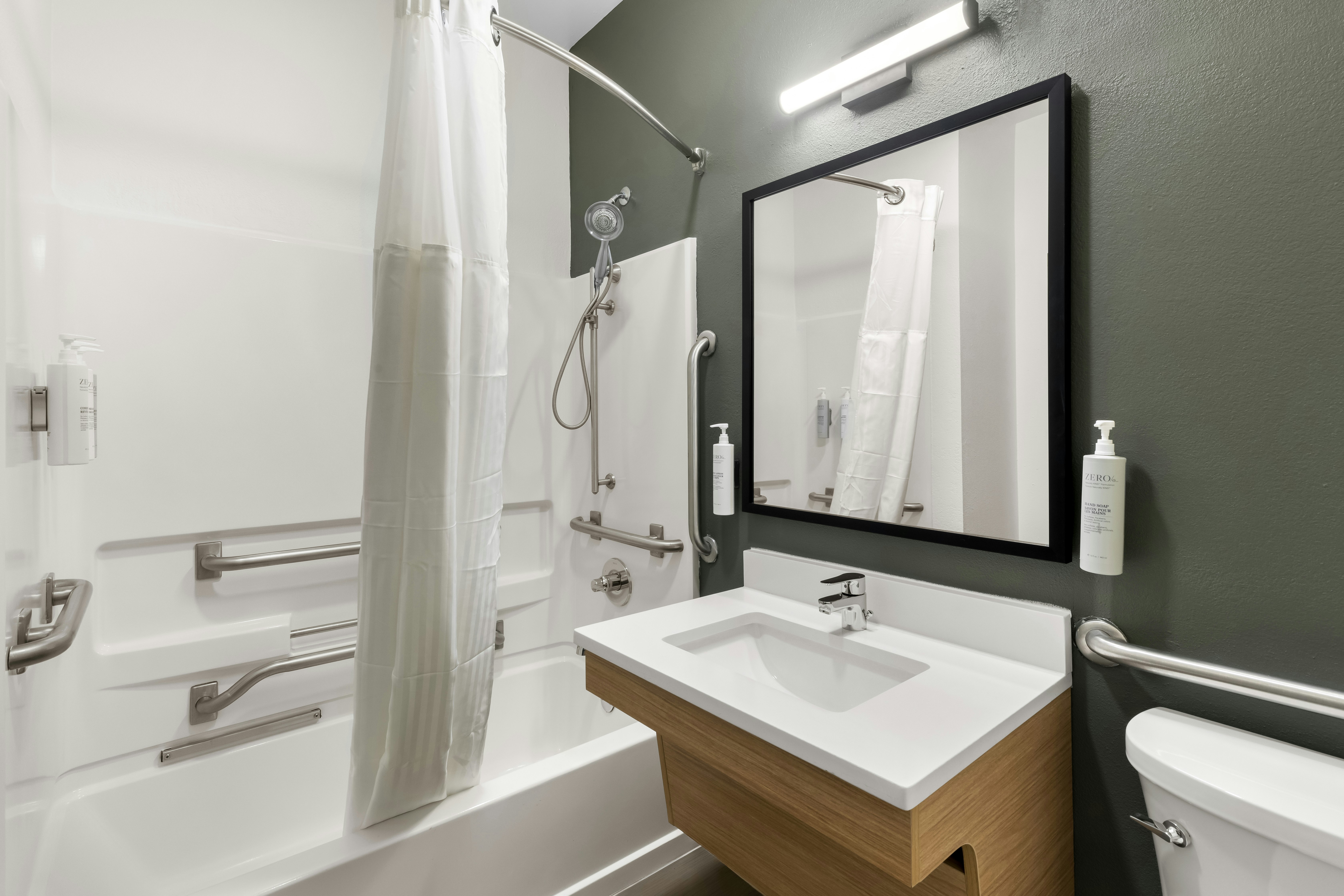 1 KING MOB/HEAR ACCESS TUB