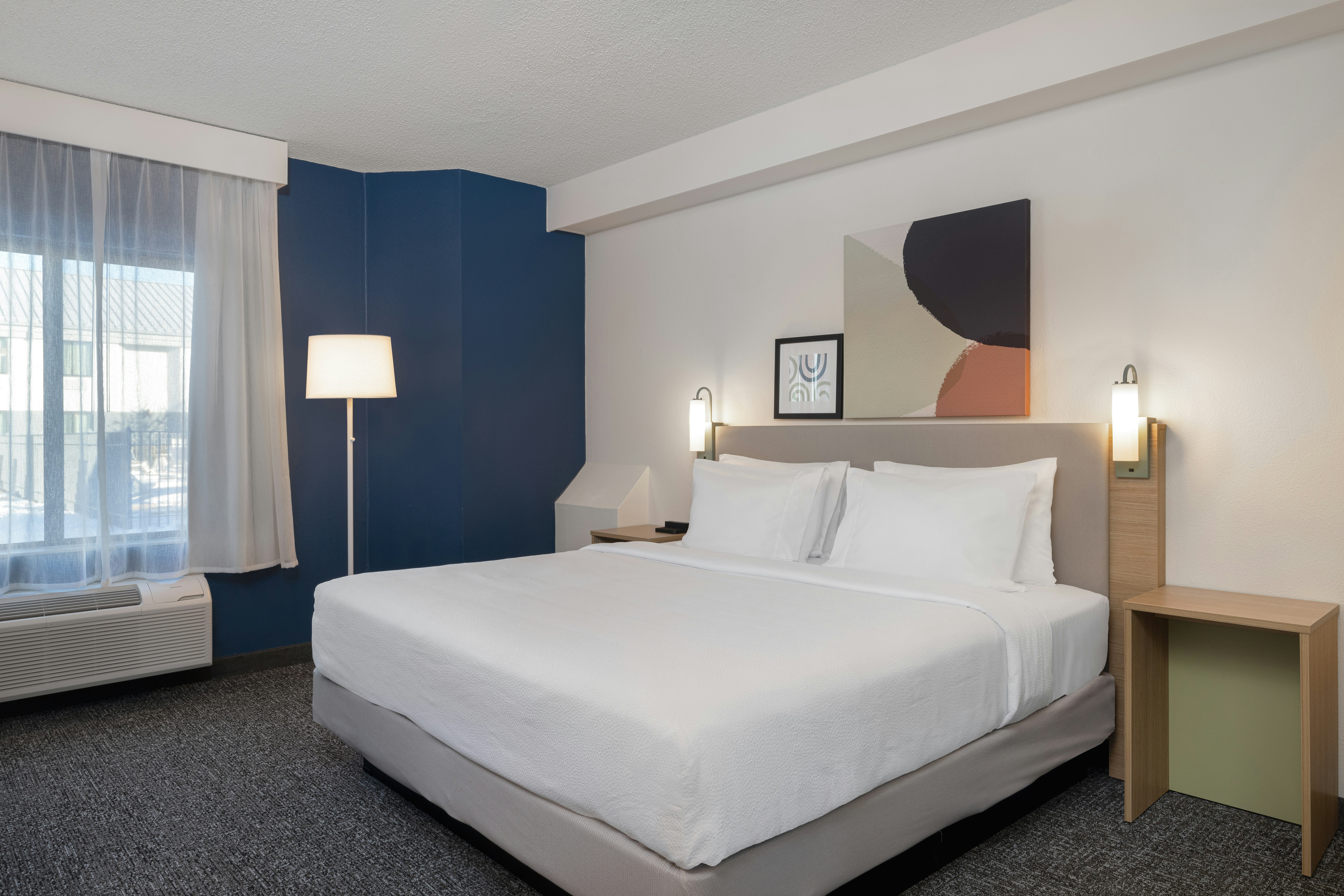 1 KING BED