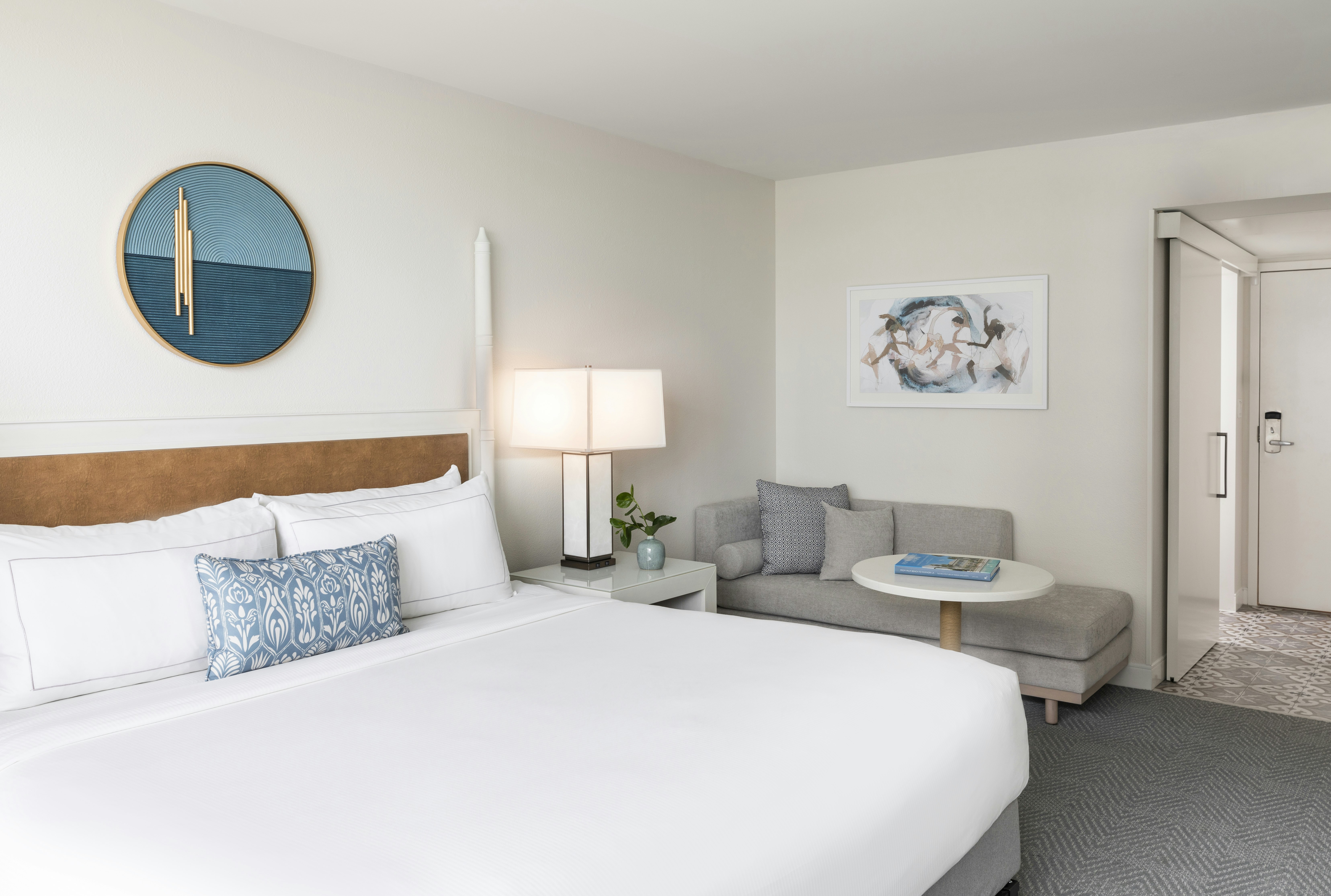 The Singer Oceanfront Resort Singer Island, Curio by Hilton