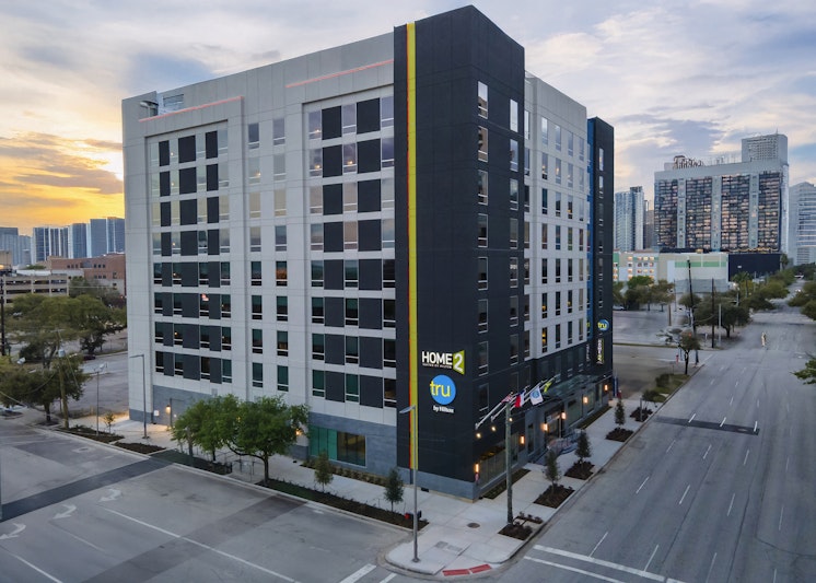 Tru by Hilton Houston Downtown Convention Center