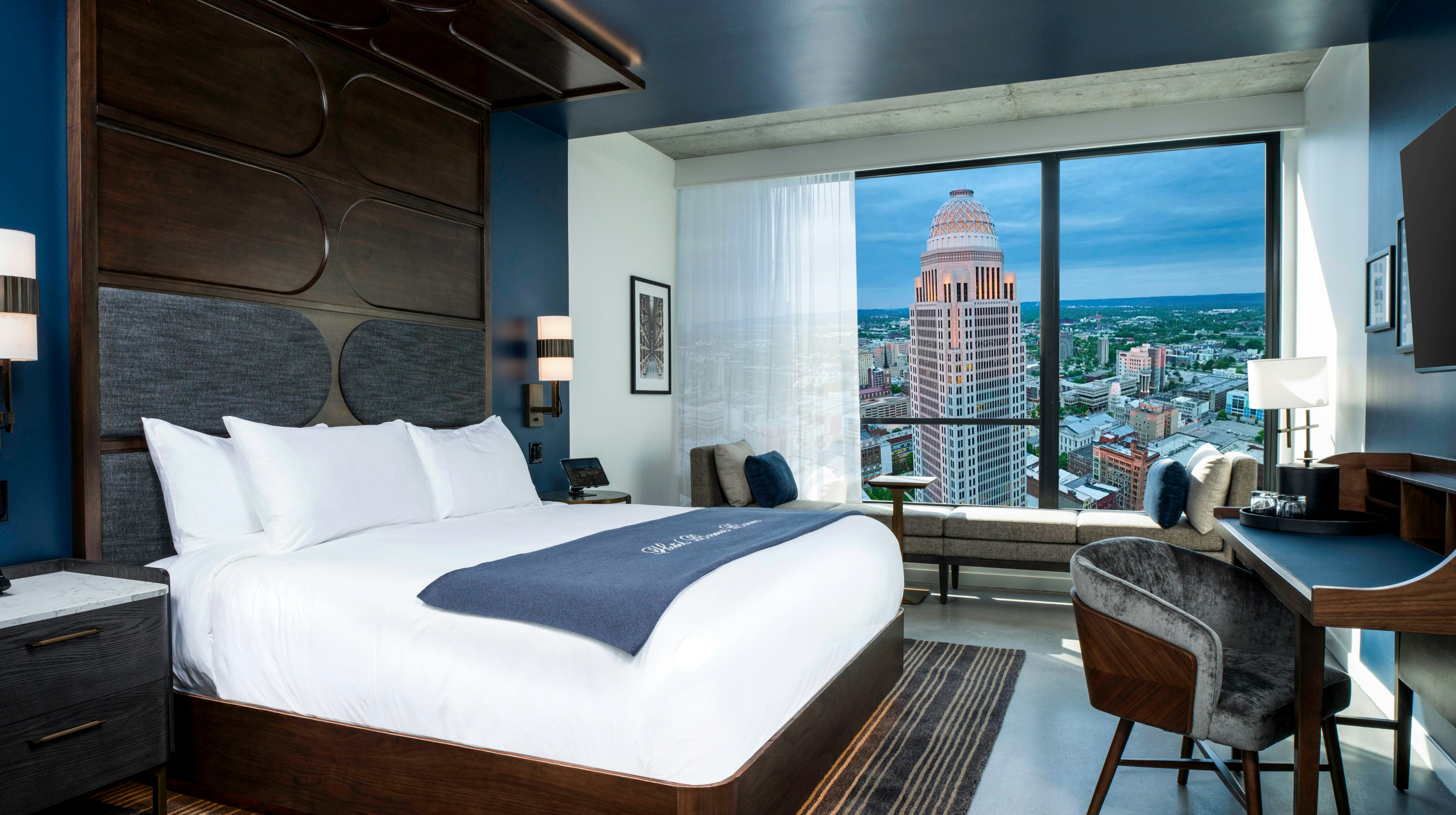 Hotel Bourre Bonne Louisville, Curio Collection by Hilton