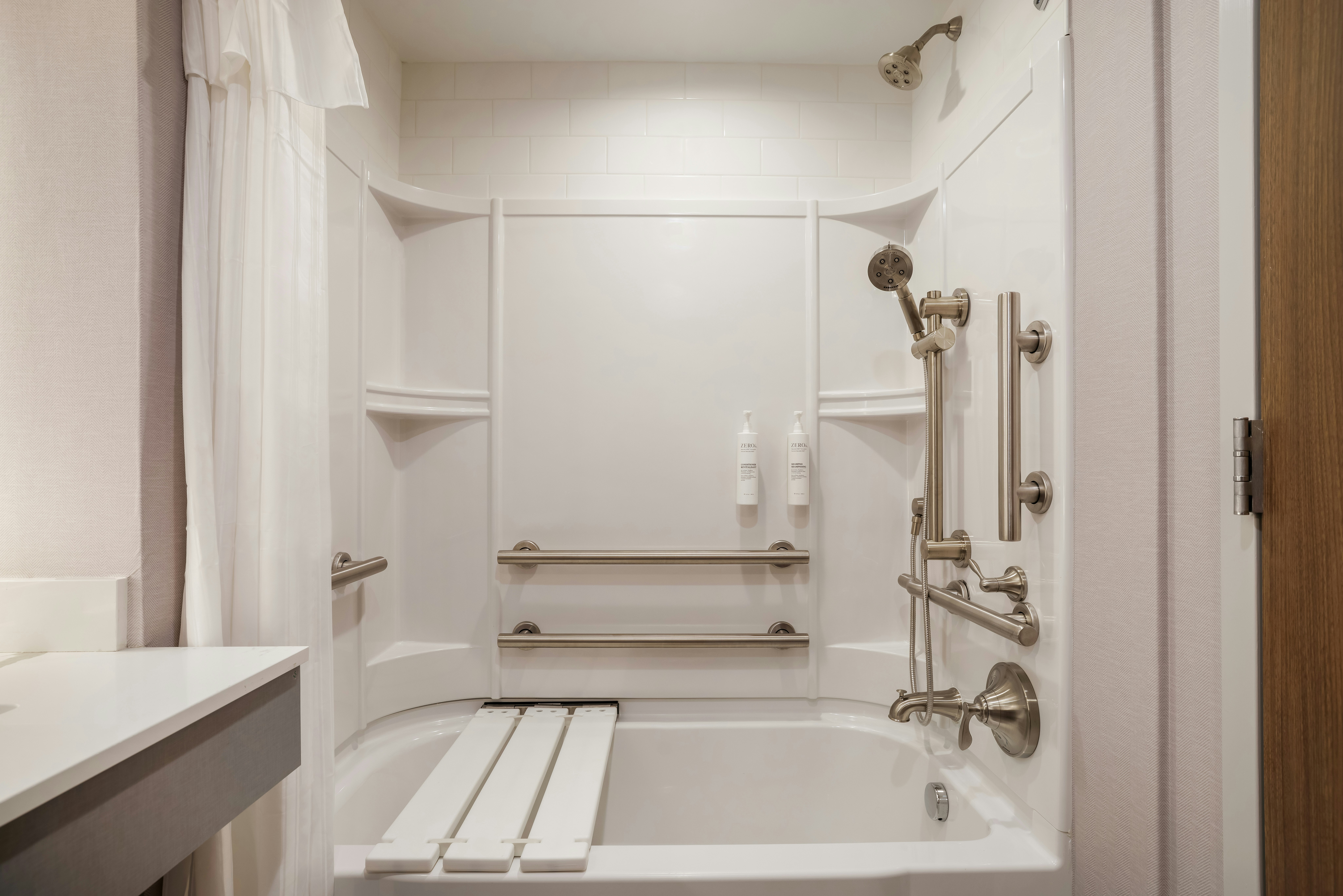 1KG ACC TUB STUDIO SUITE