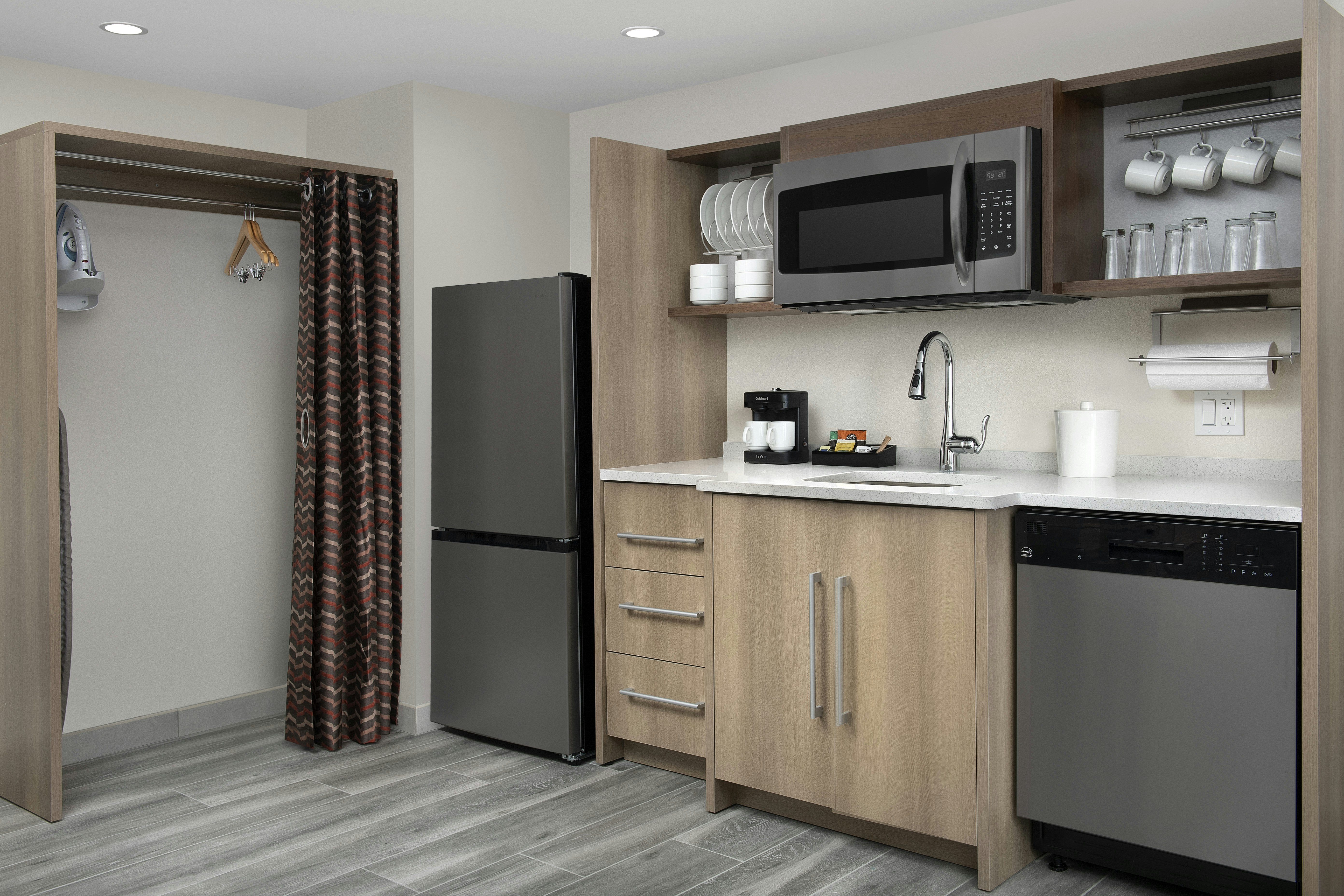 Home2 Suites by Hilton Miami Airport South Blue Lagoon
