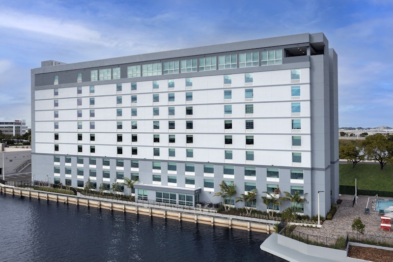 Home2 Suites by Hilton Miami Airport South Blue Lagoon