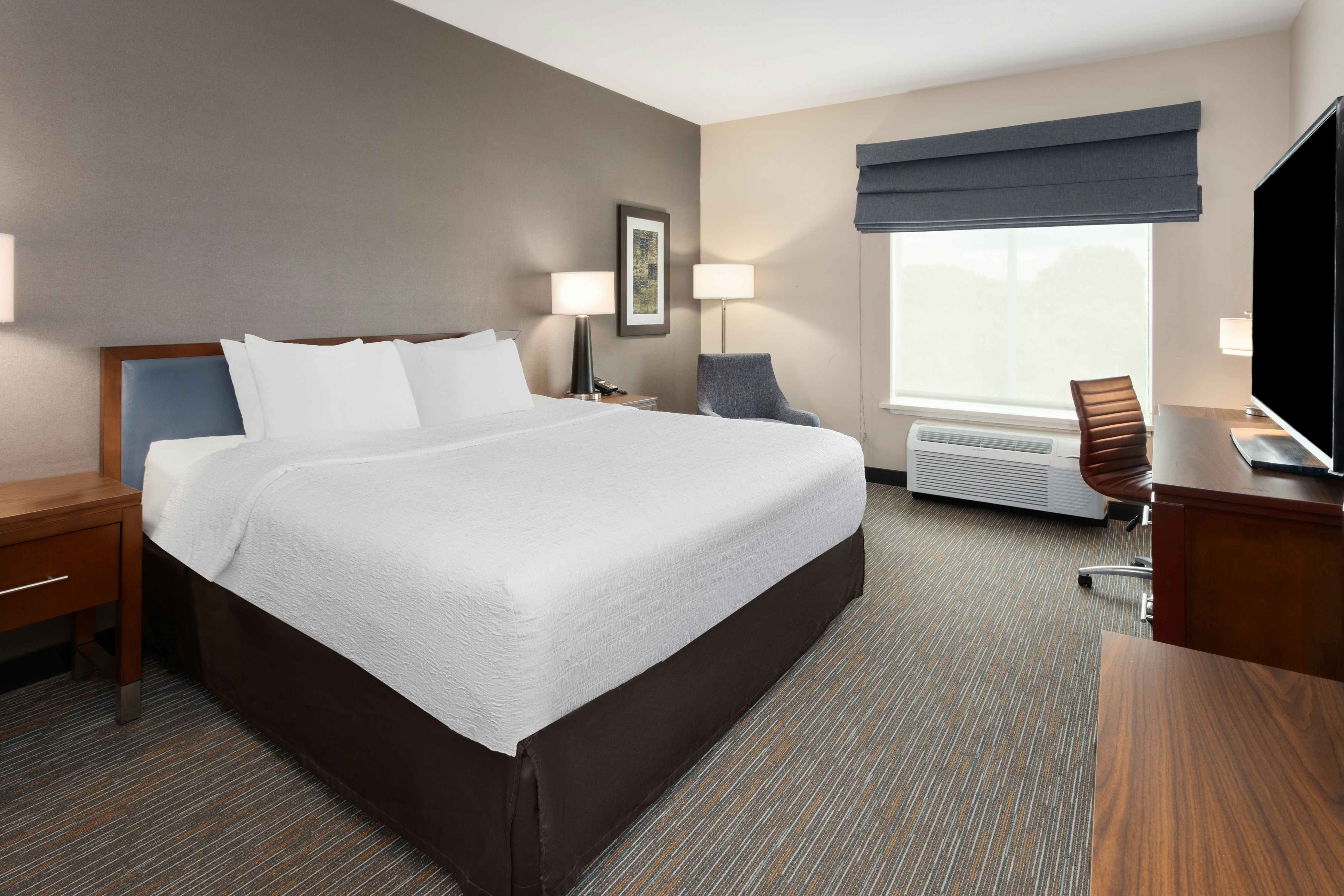 Hampton Inn by Hilton Nashville Airport Century Place