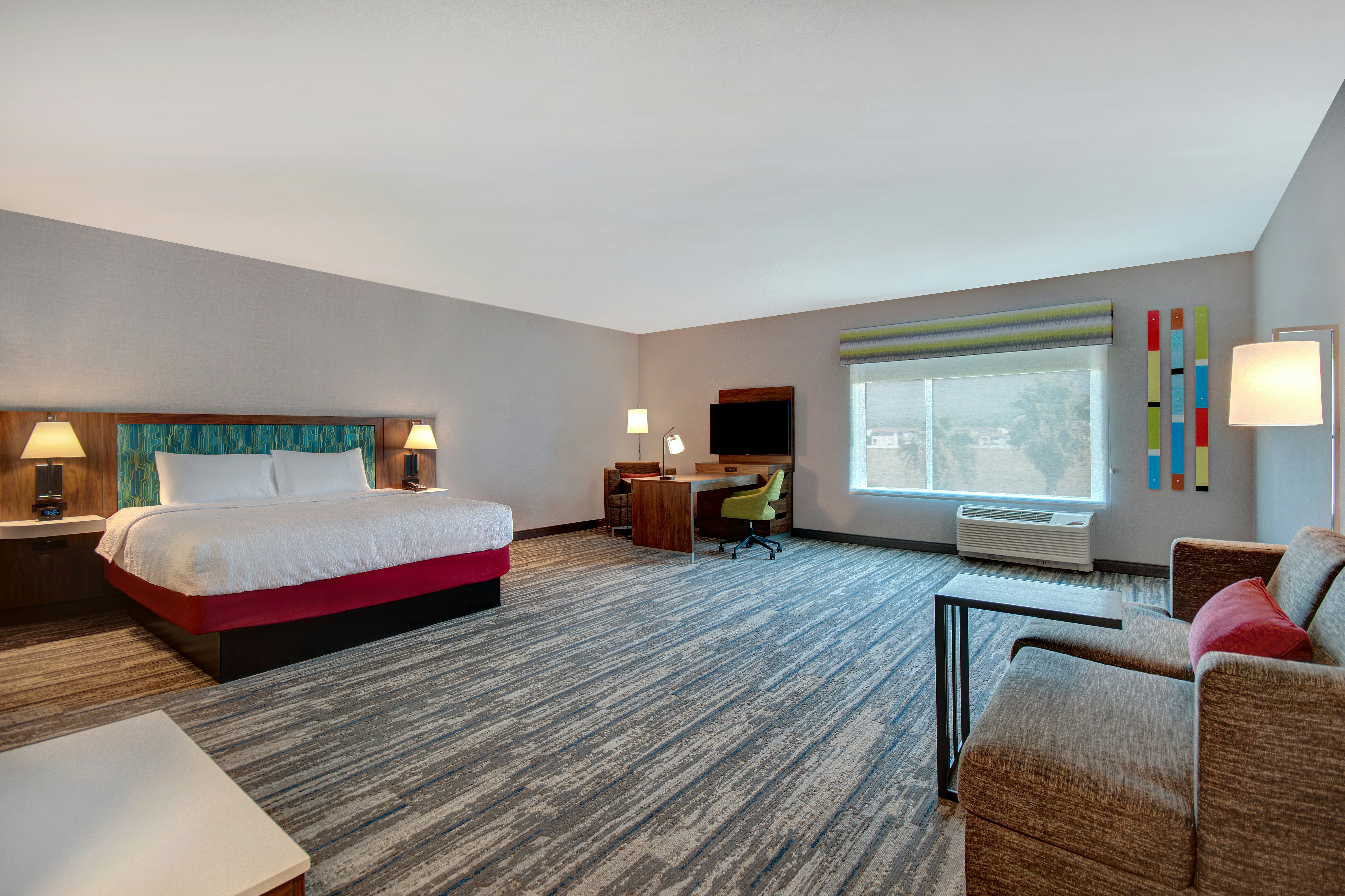 Hampton Inn & Suites Ontario Rancho Cucamonga