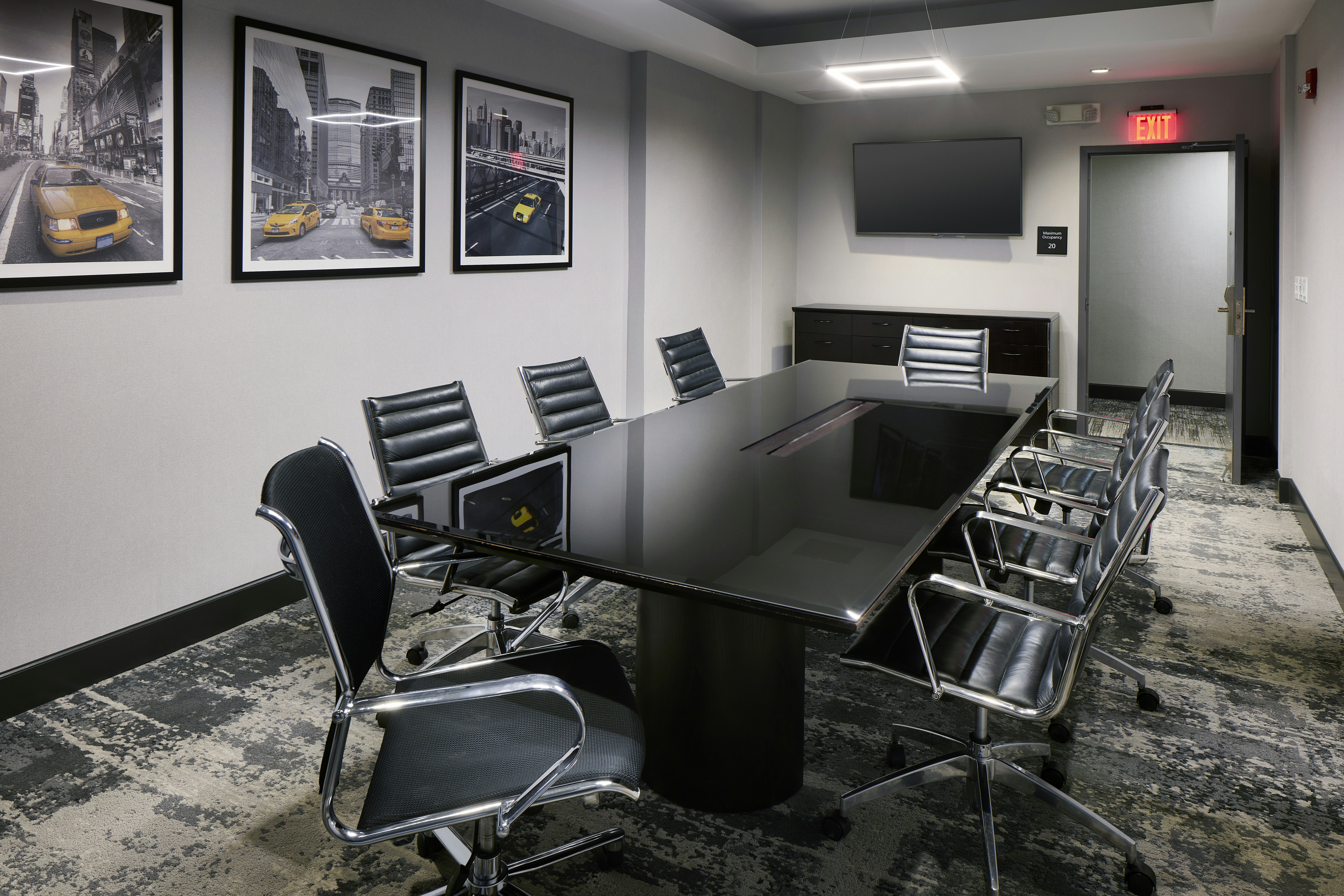 Hampton Inn by Hilton Newark Airport