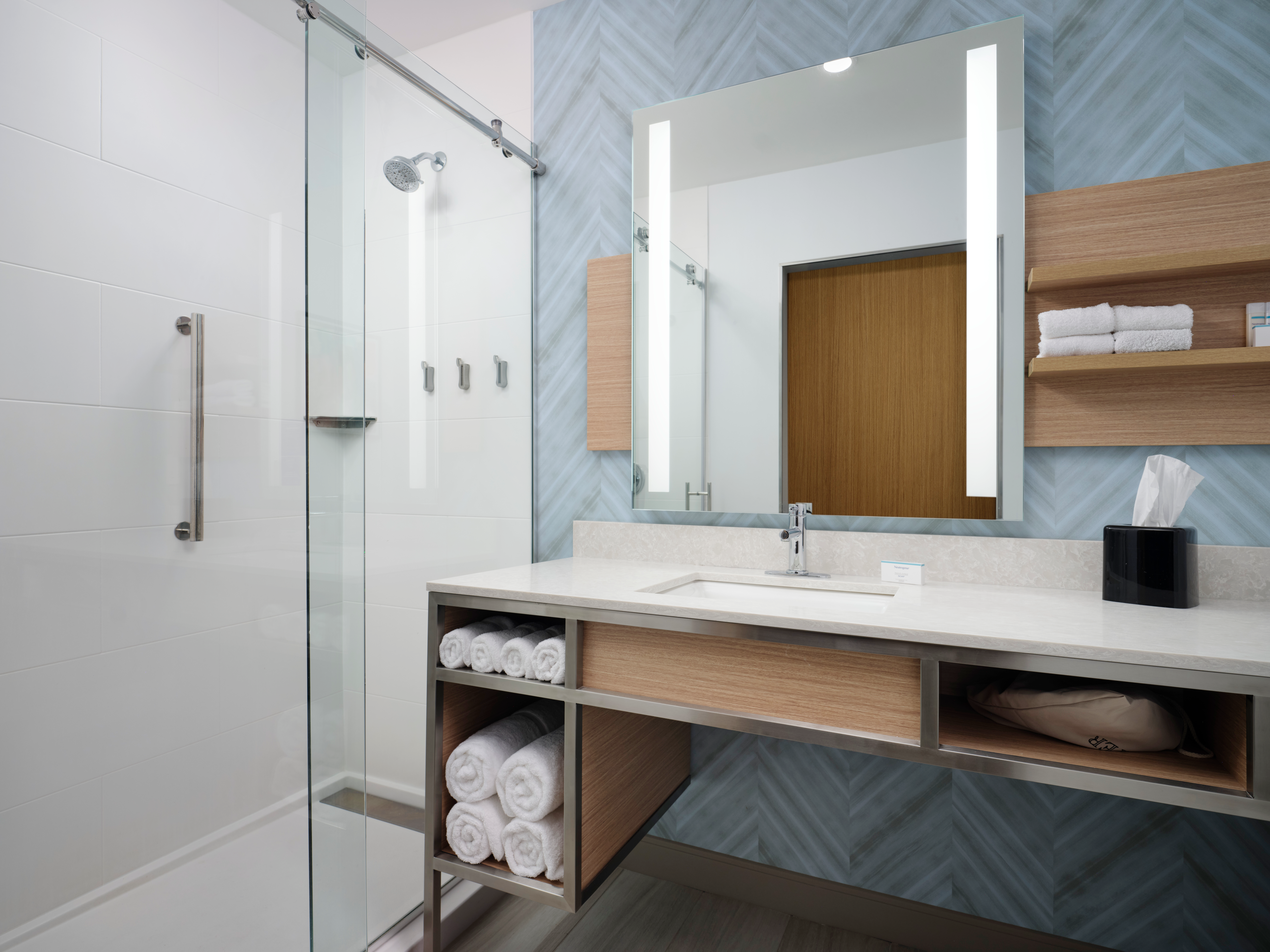 Hilton Garden Inn Grapevine at Silverlake Crossings