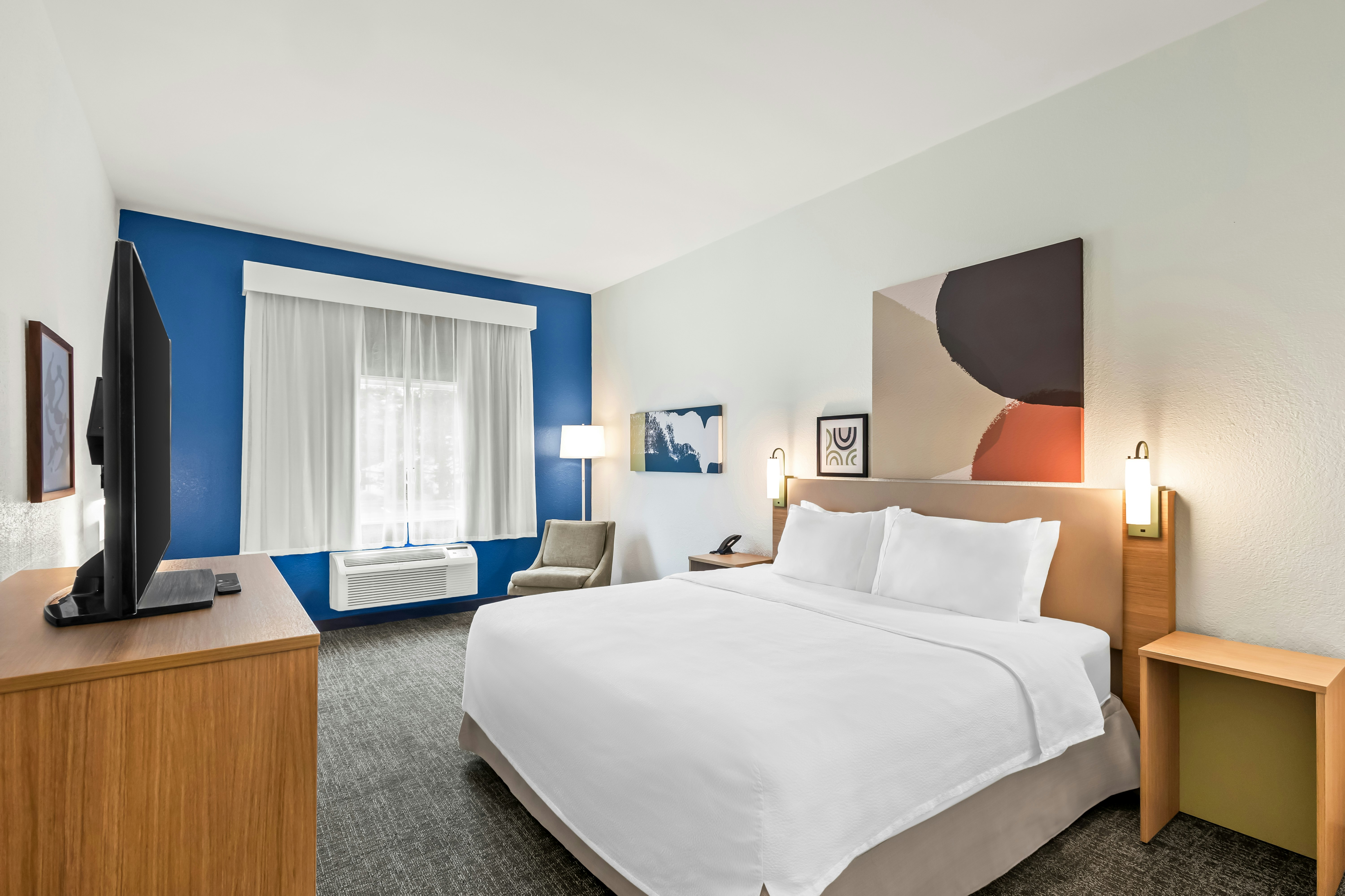 Spark by Hilton Duluth