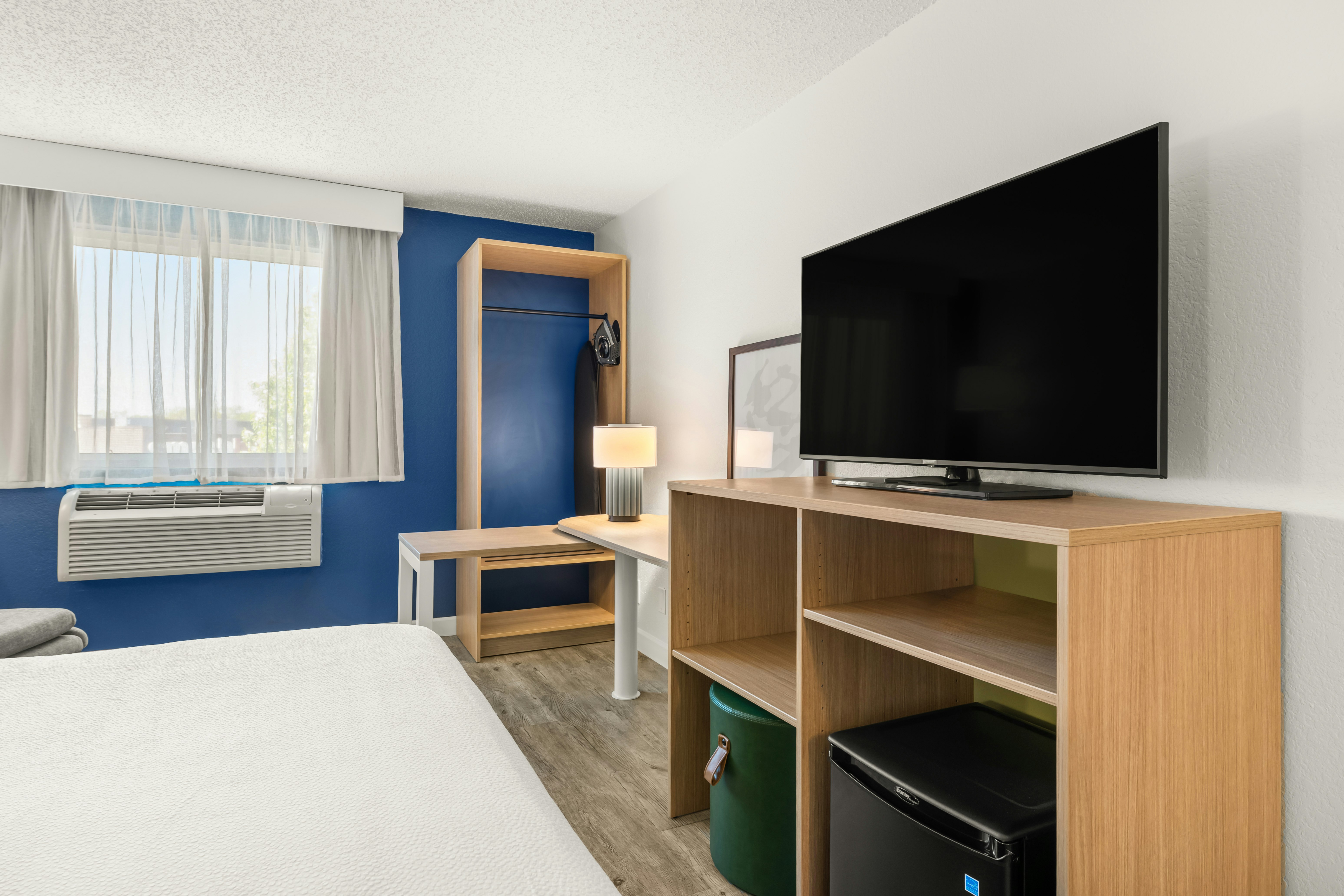 Spark by Hilton Eden Prairie