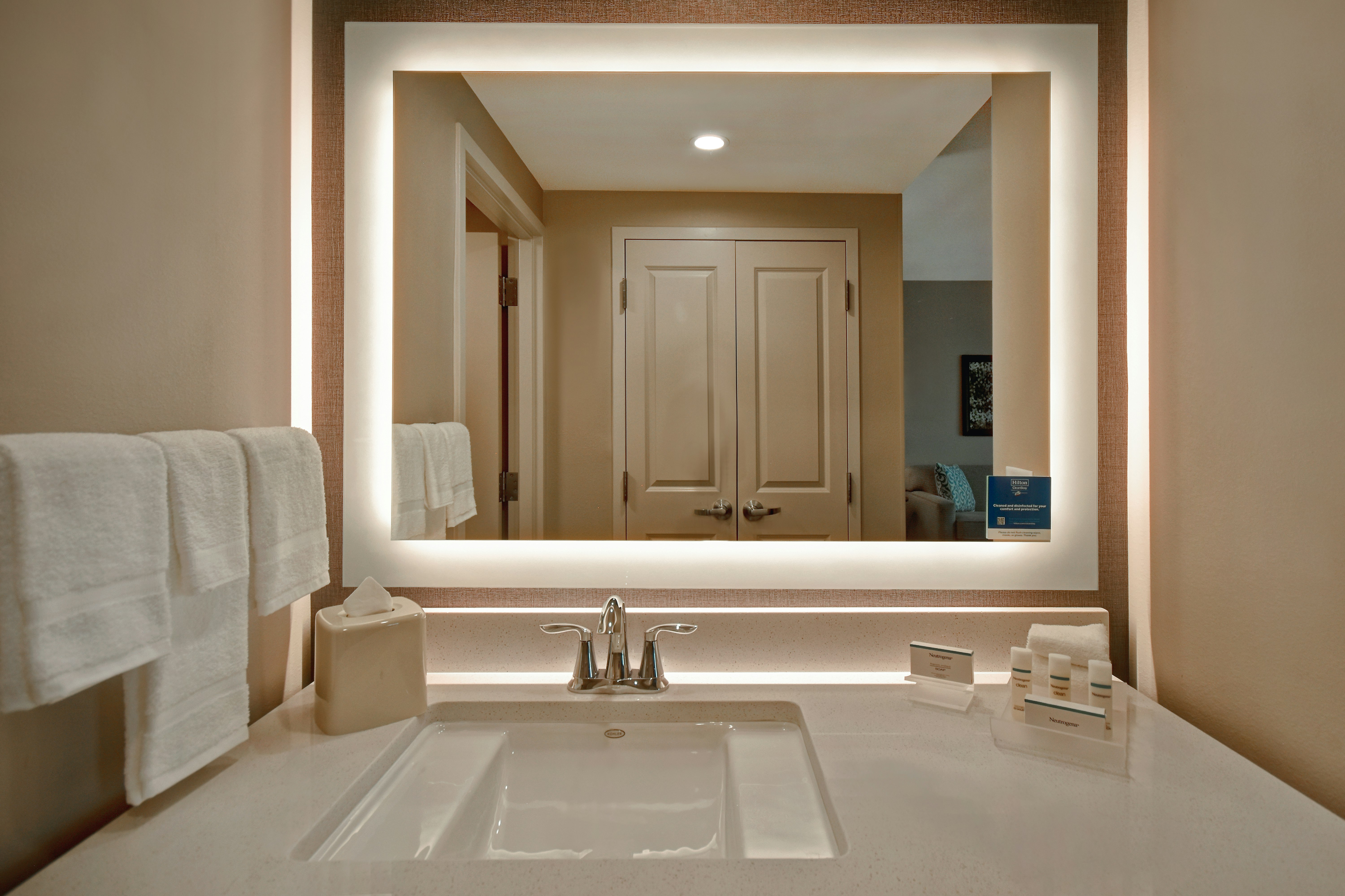 Homewood Suites by Hilton Orlando at FLAMINGO CROSSINGS Town Center