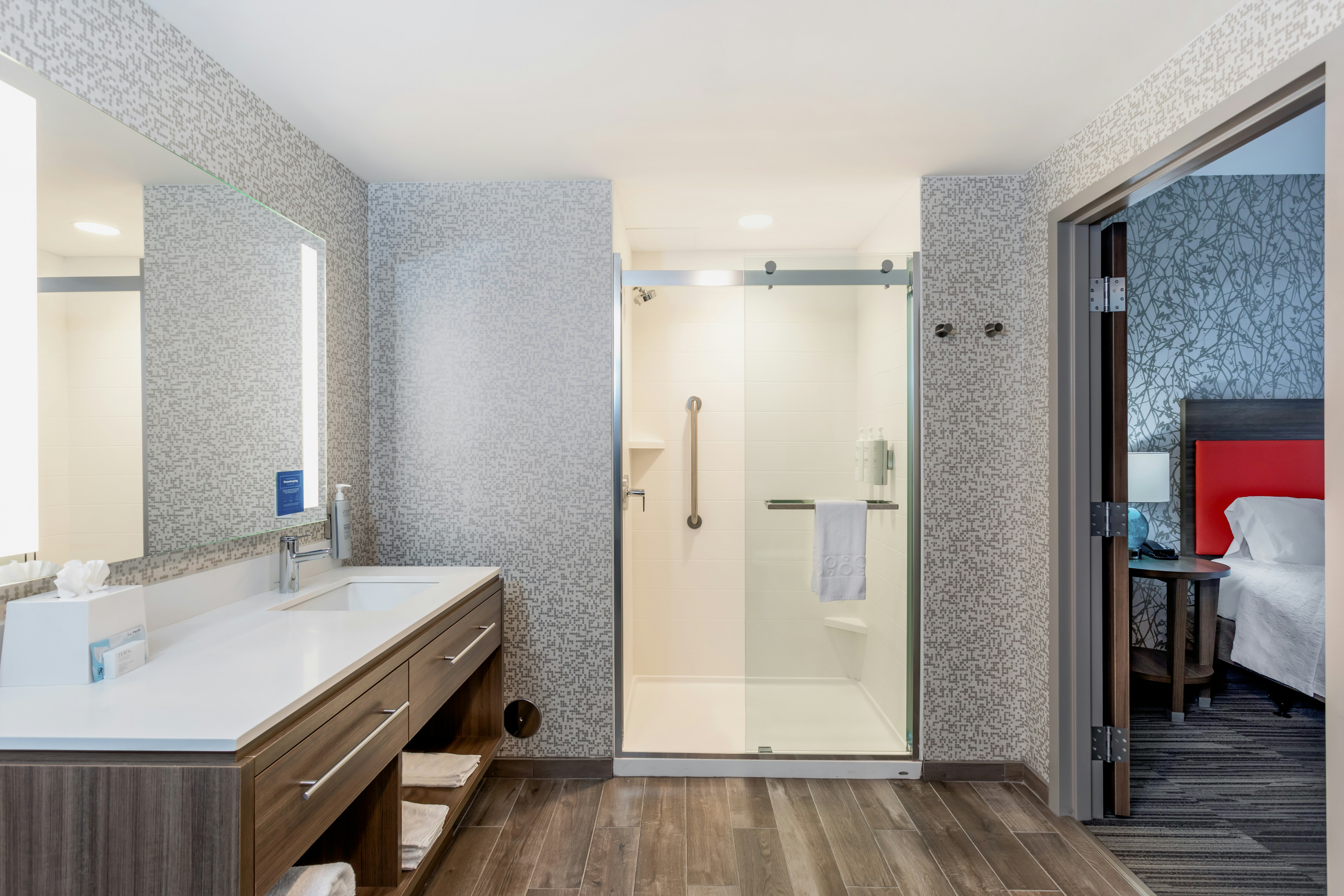 1 KING 1BEDROOM SUITE