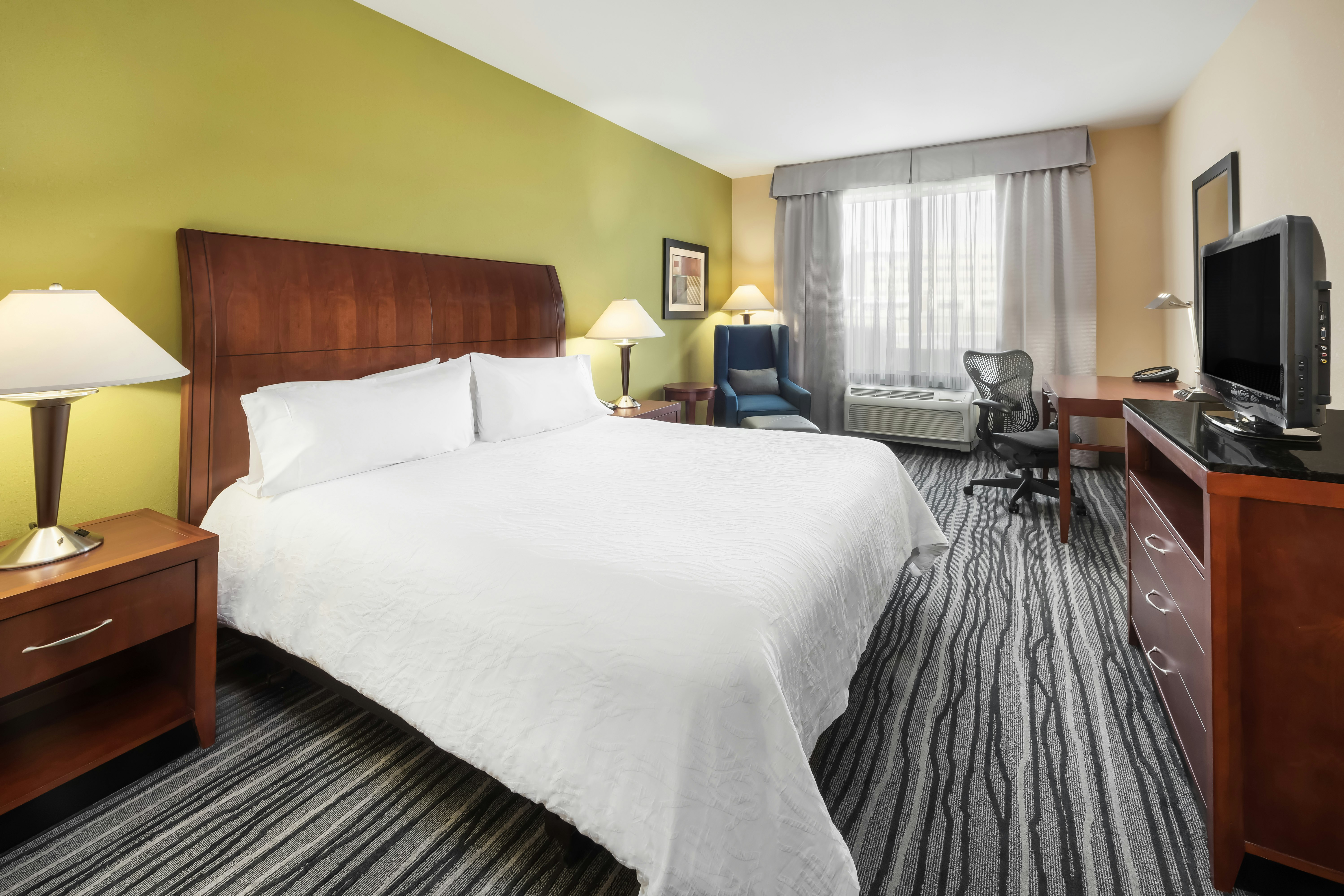 1 KING BED