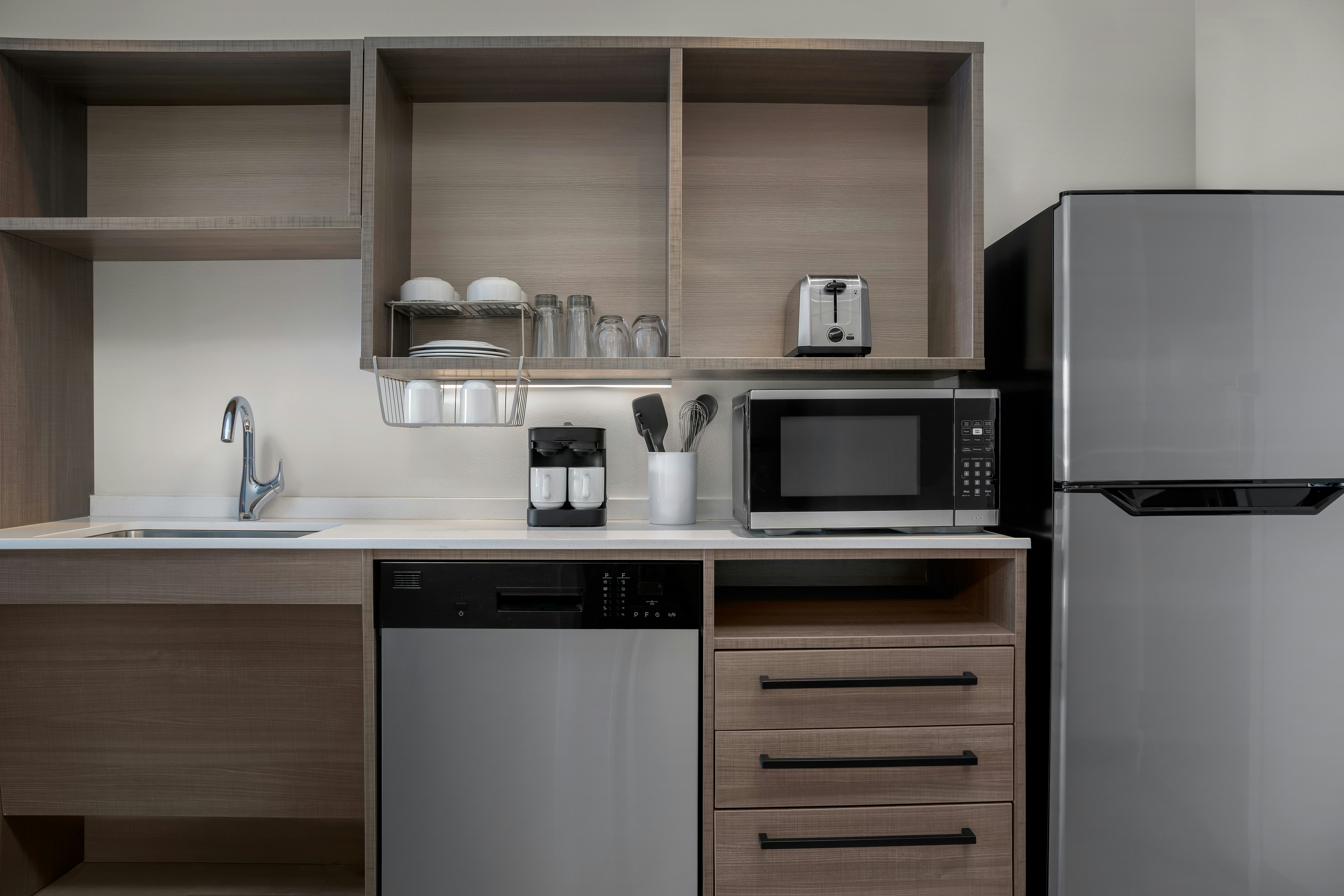 1KG ACC TUB STUDIO SUITE