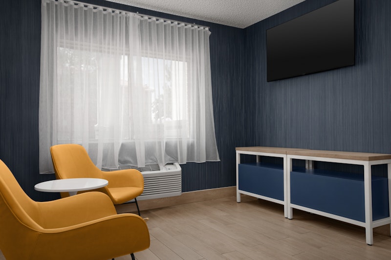 Spark by Hilton Lakewood Denver Southwest