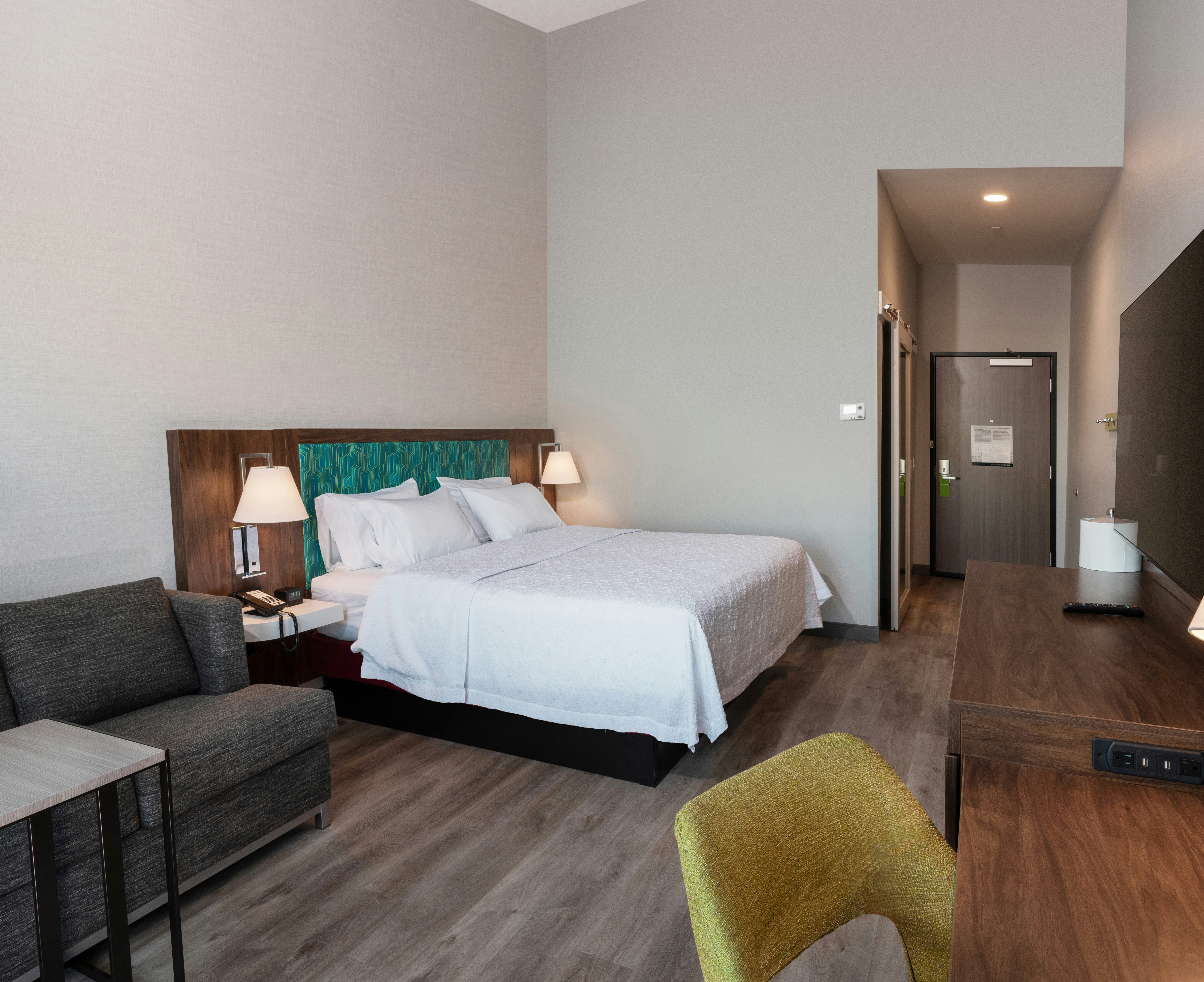 Hampton Inn by Hilton Riverside March Air Reserve Base