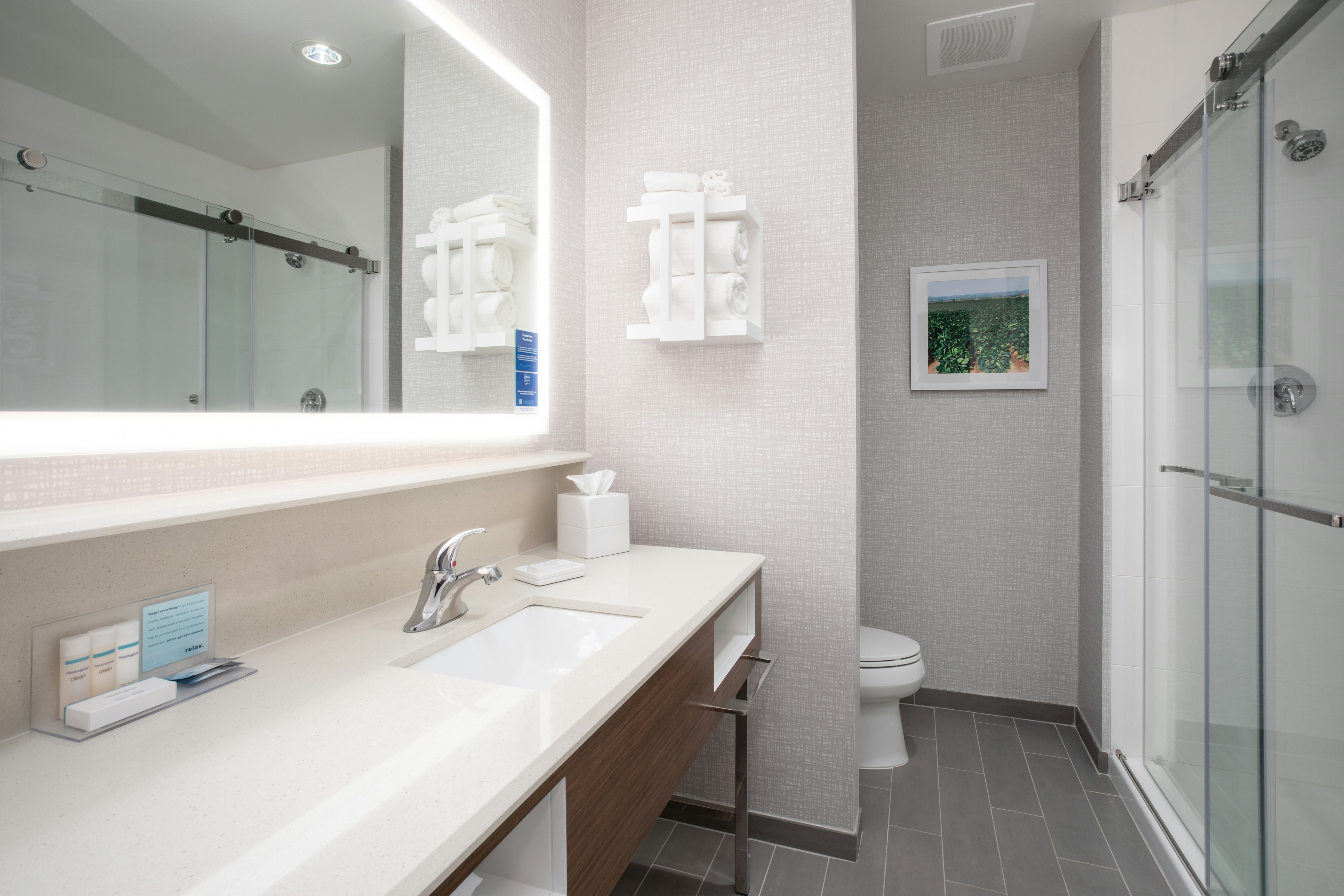 Hampton Inn & Suites Watsonville