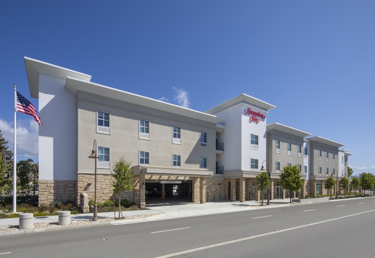 Hampton Inn Santa Cruz West