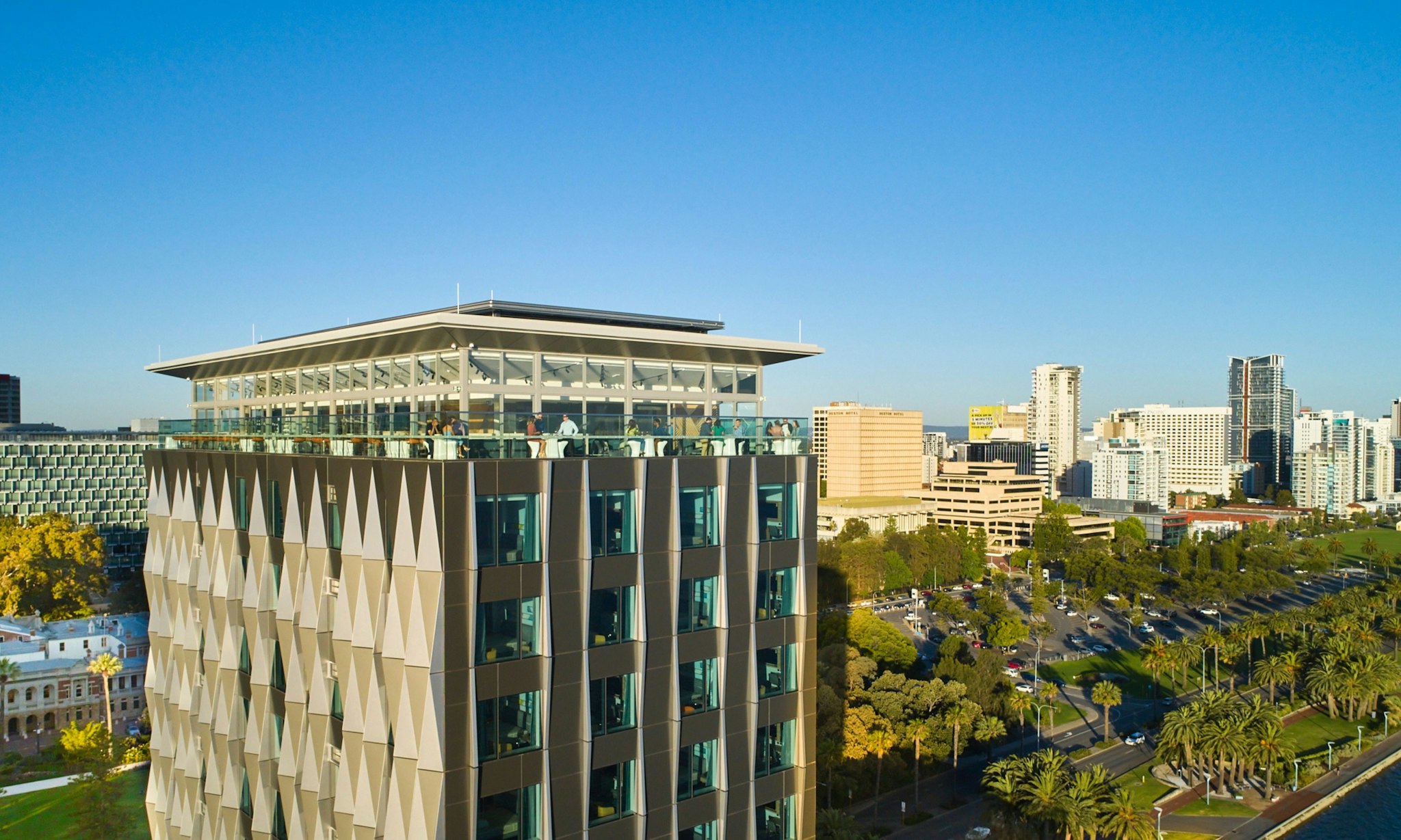 DoubleTree by Hilton Perth Waterfront