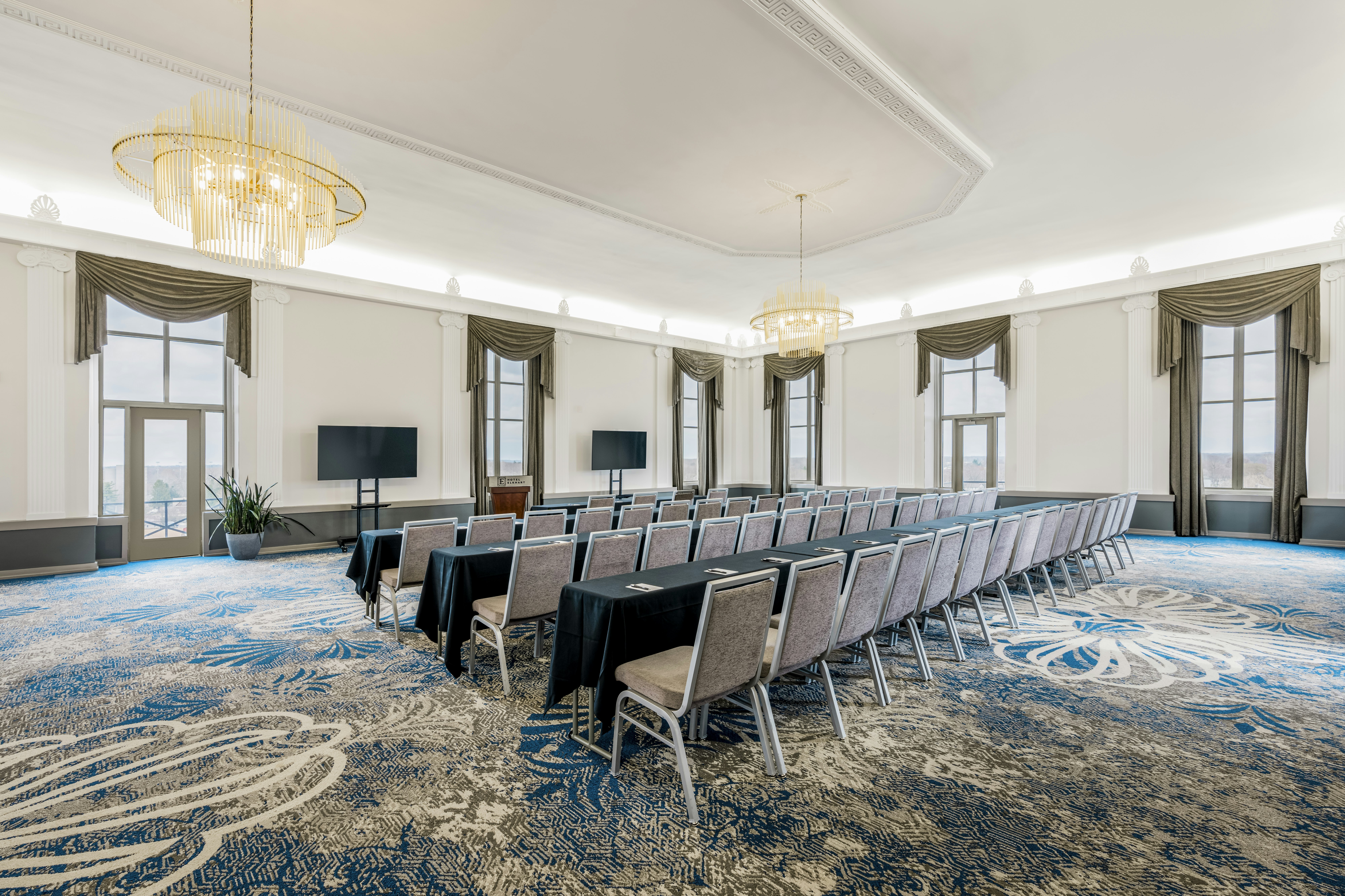 Hotel Elkhart, Tapestry Collection by Hilton
