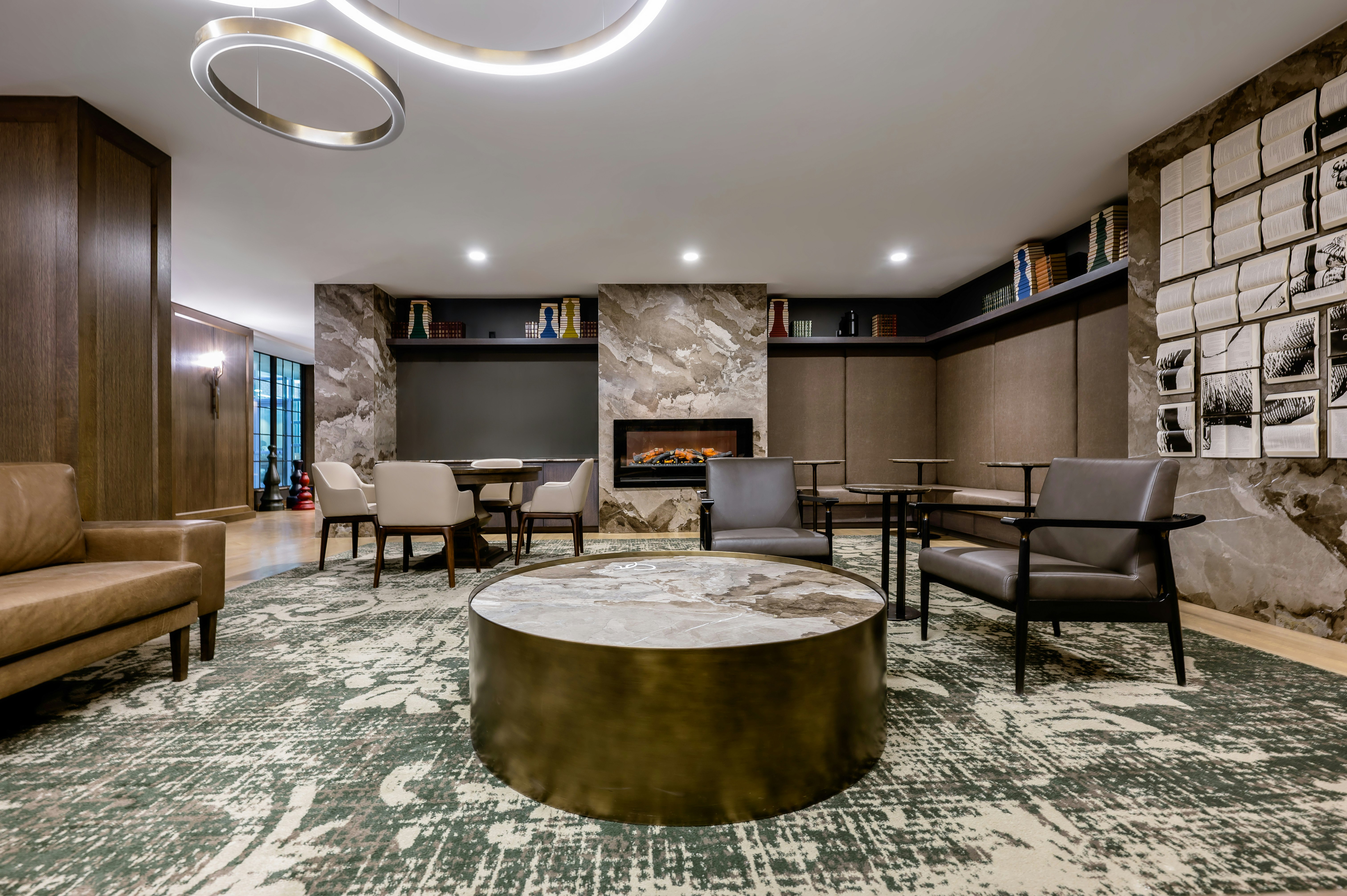 Hotel Fort Des Moines, Curio Collection by Hilton