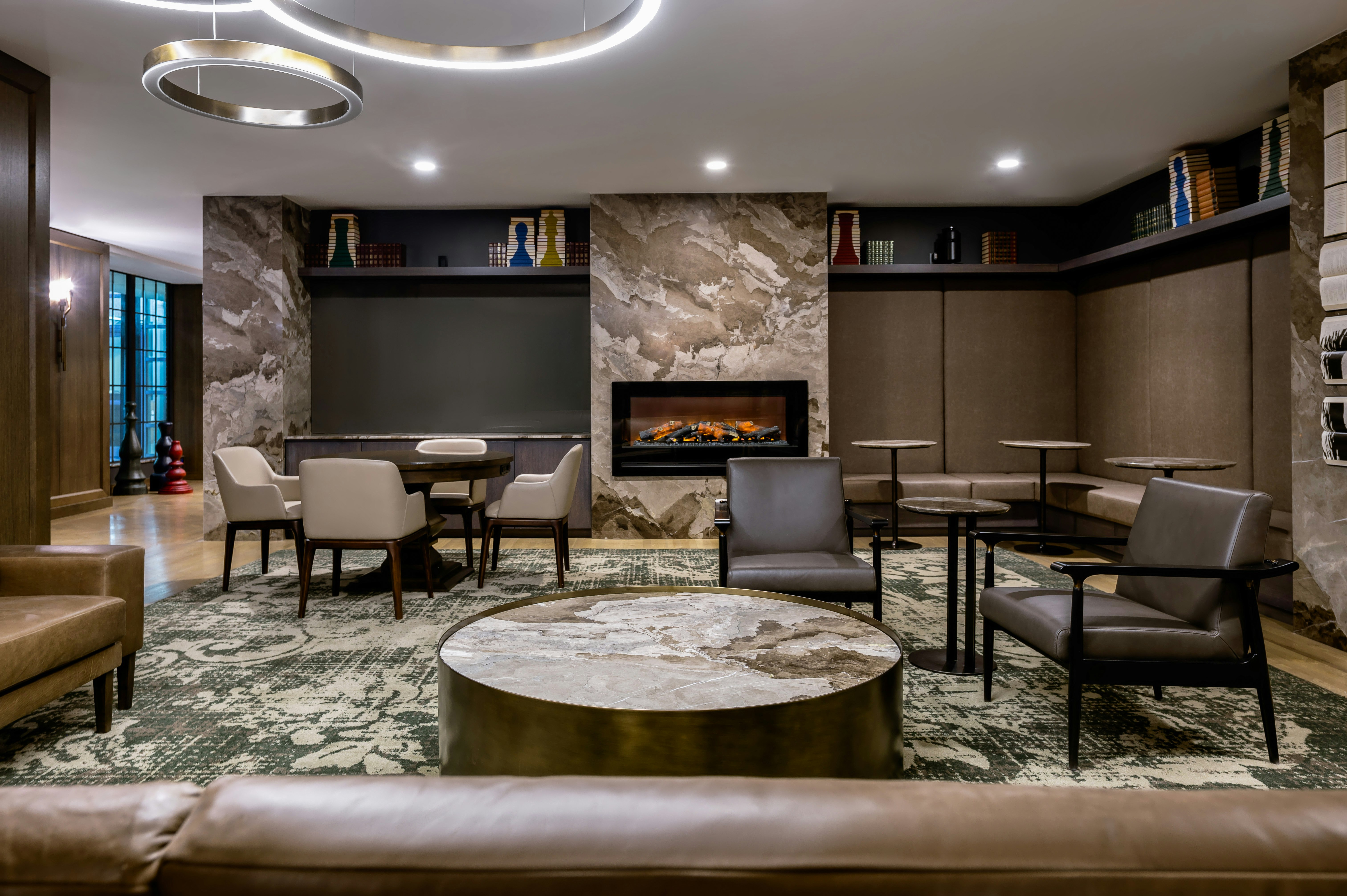 Hotel Fort Des Moines, Curio Collection by Hilton