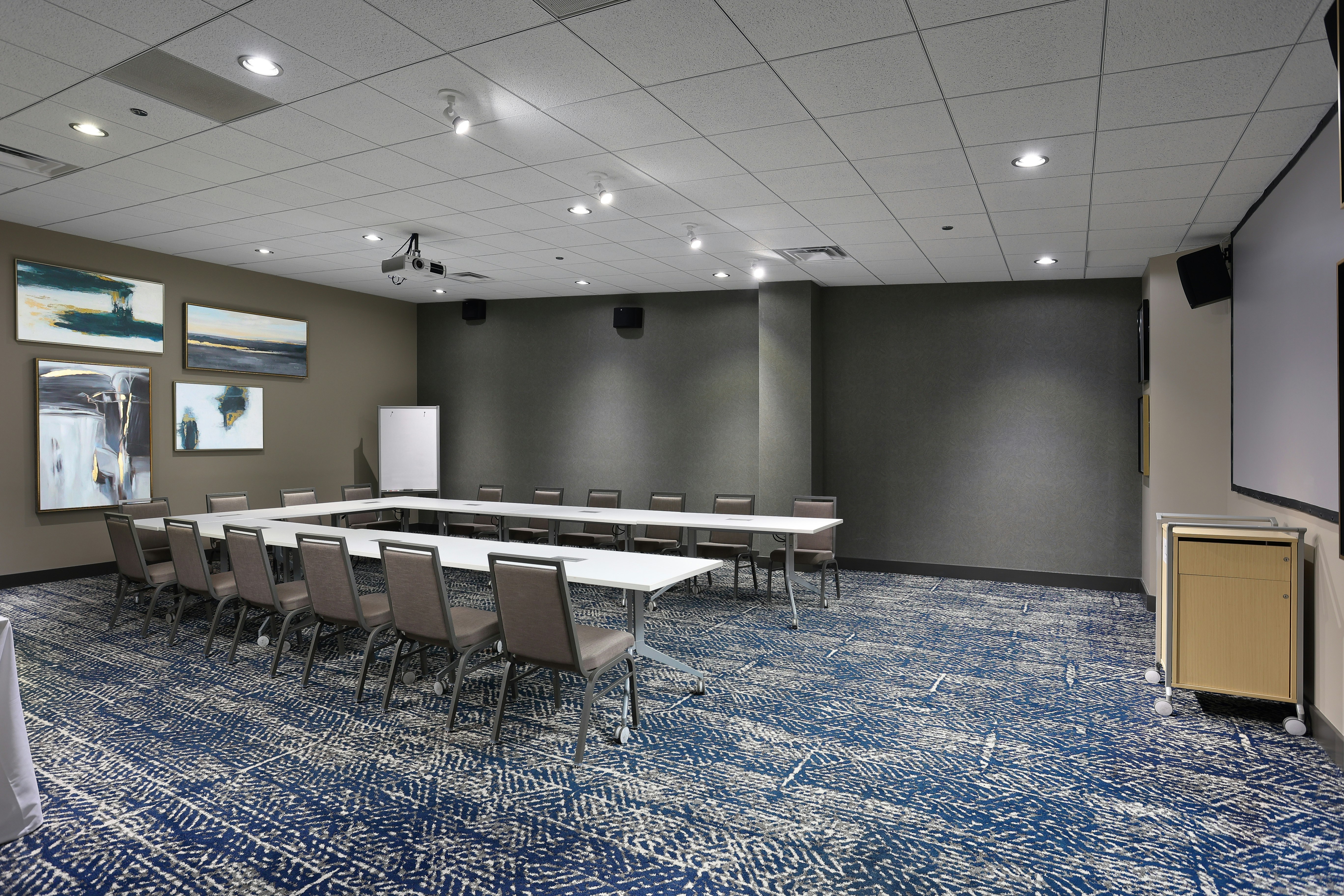 Tulyp, Tapestry Collection by Hilton