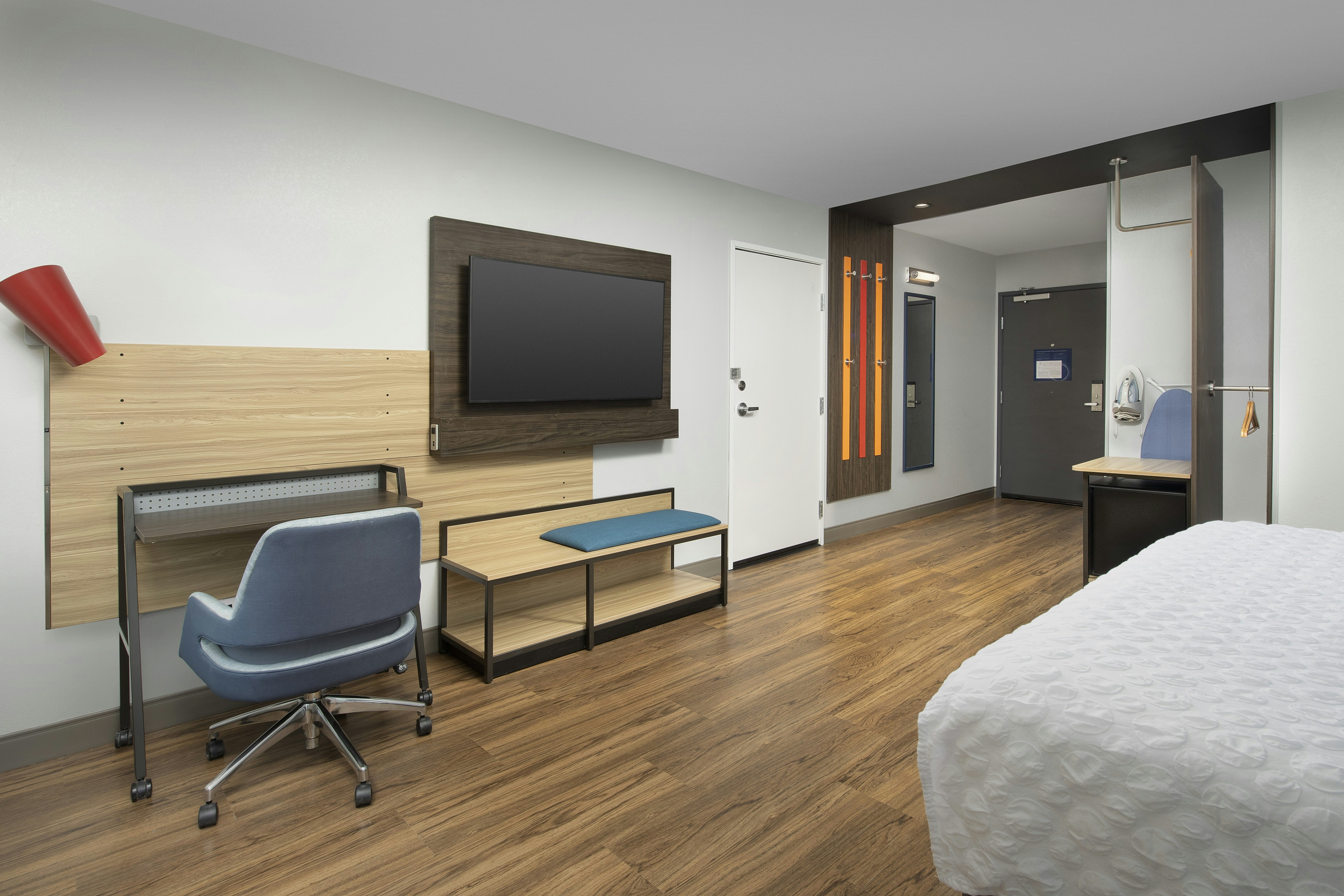 Tru by Hilton Beaufort