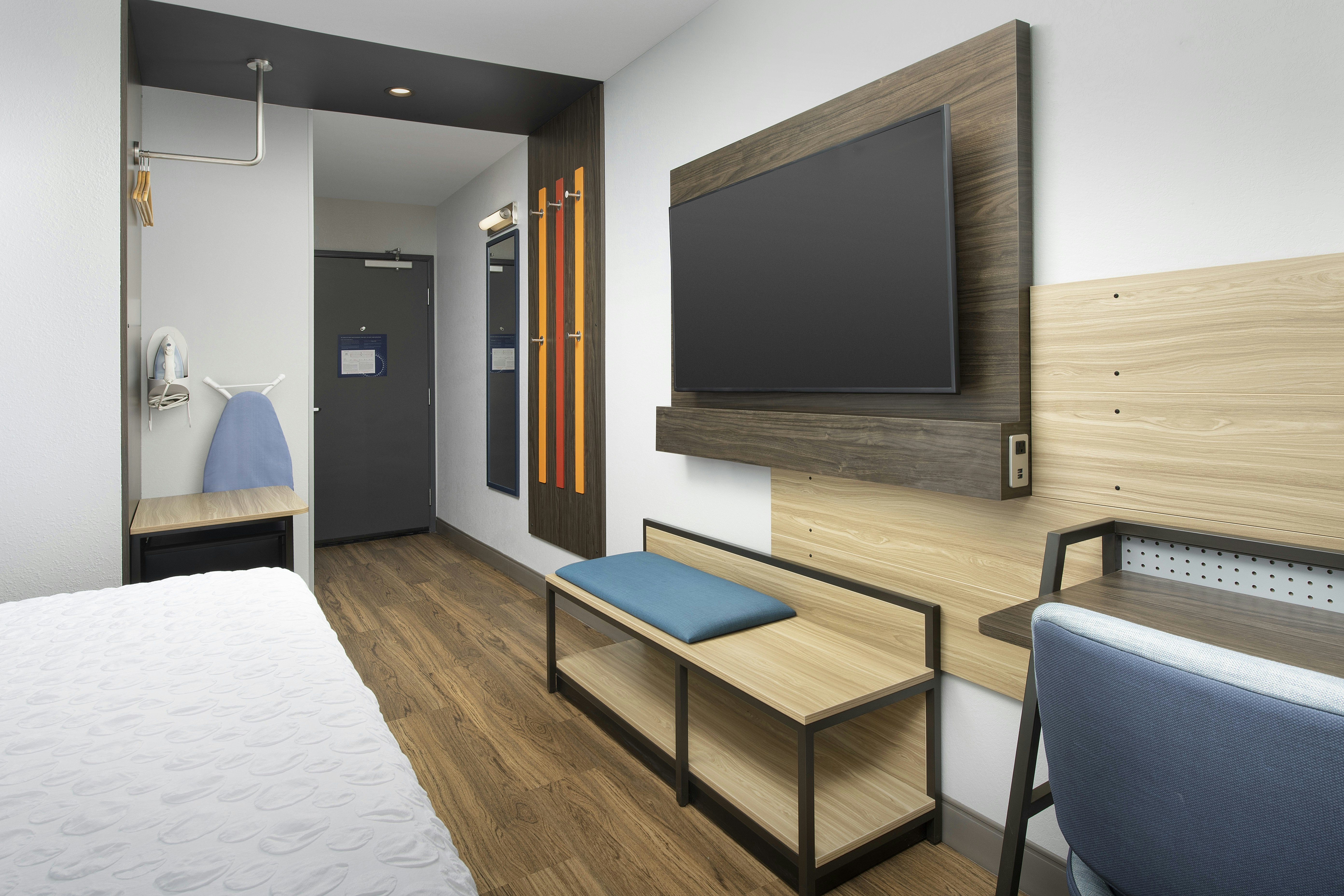 Tru by Hilton Beaufort