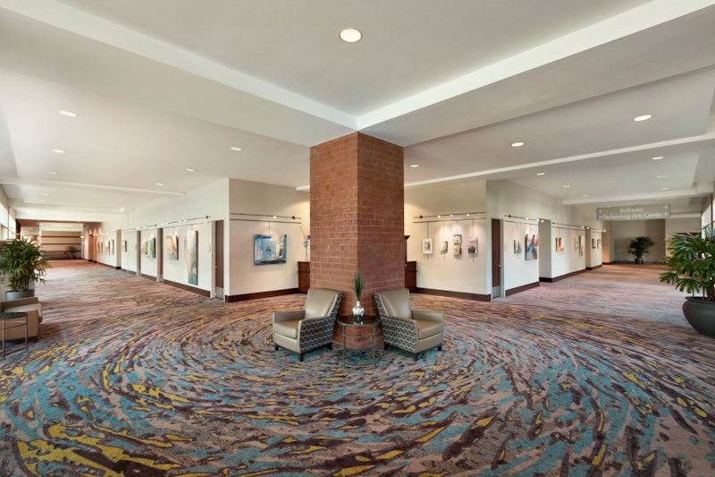 Embassy Suites by Hilton Charleston Airport Hotel & Convention Center
