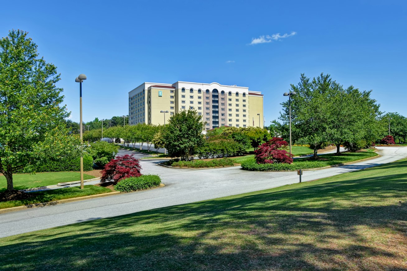 Embassy Suites by Hilton Greenville Golf Resort & Conference Center