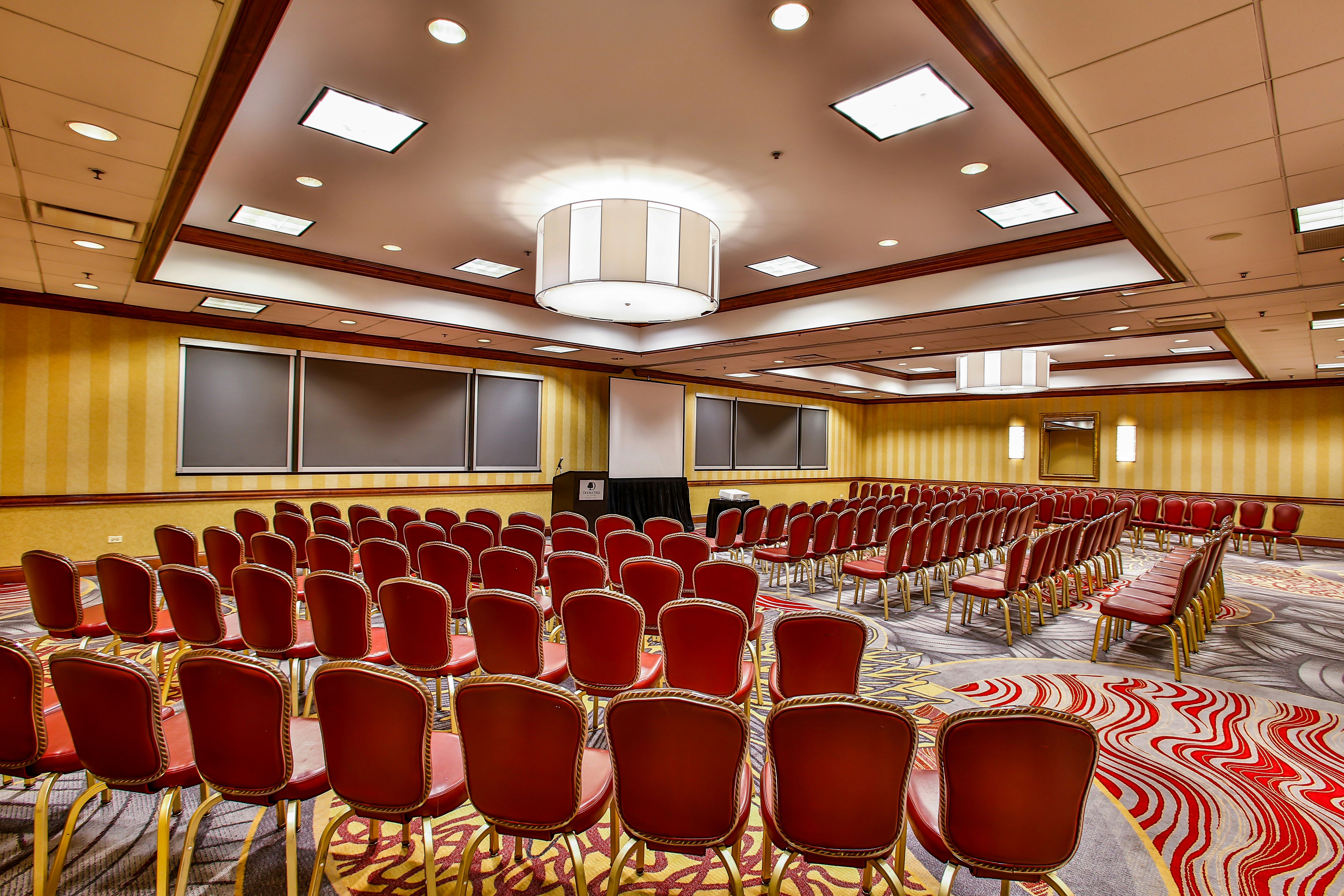 DoubleTree by Hilton Hotel Chicago – Alsip