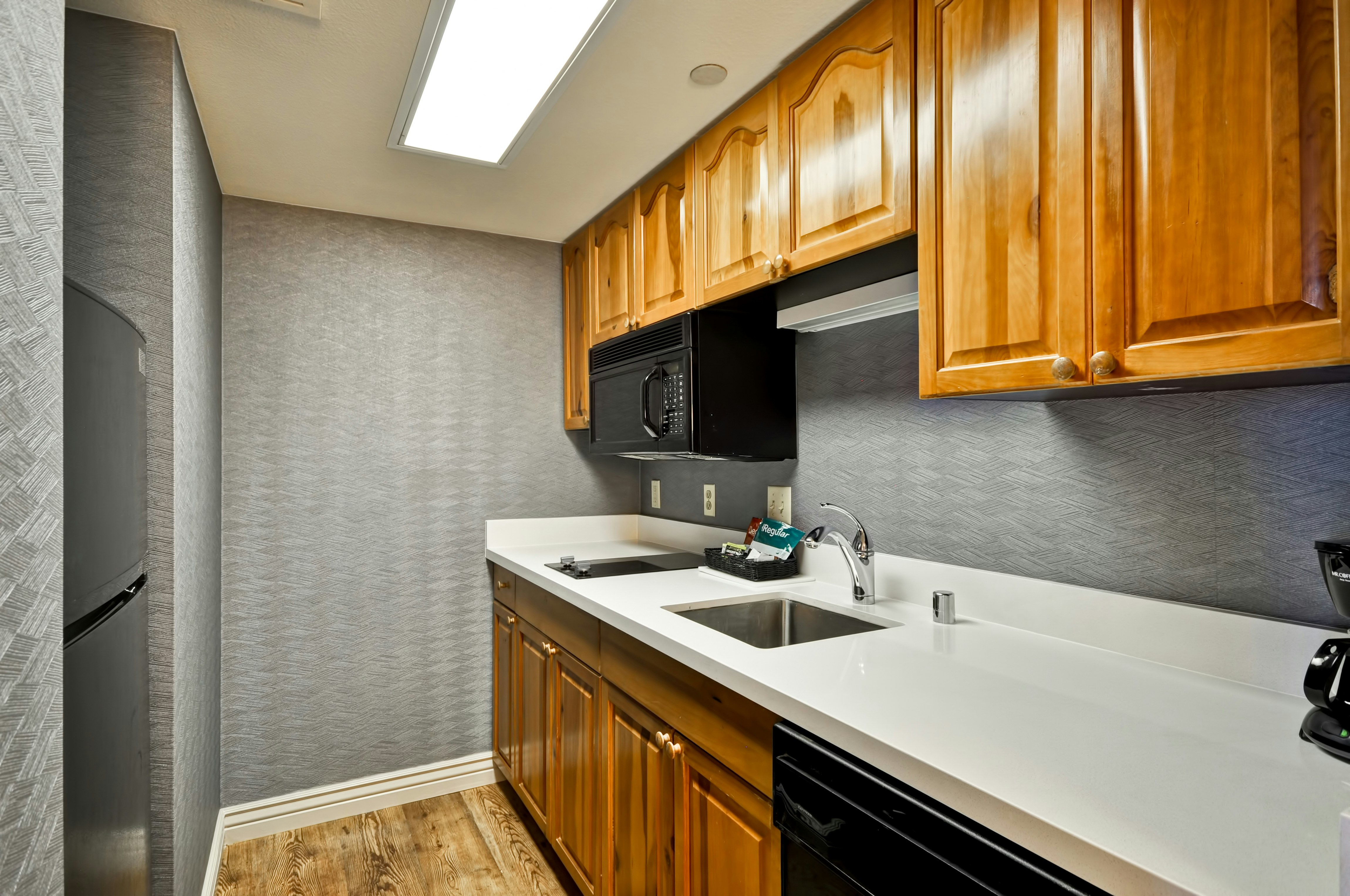 Homewood Suites by Hilton Phoenix – Biltmore