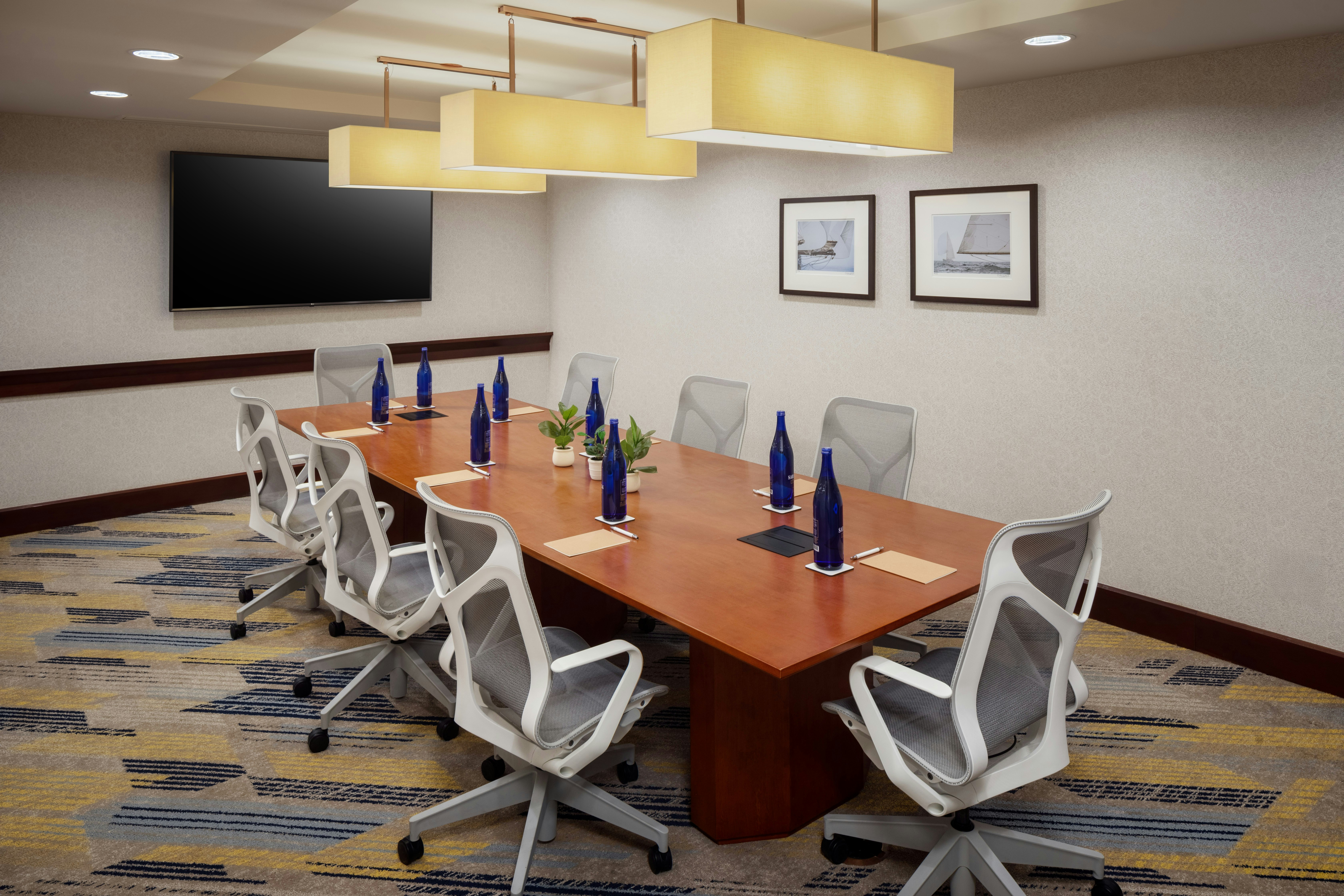 Hilton Garden Inn Portland Downtown Waterfront