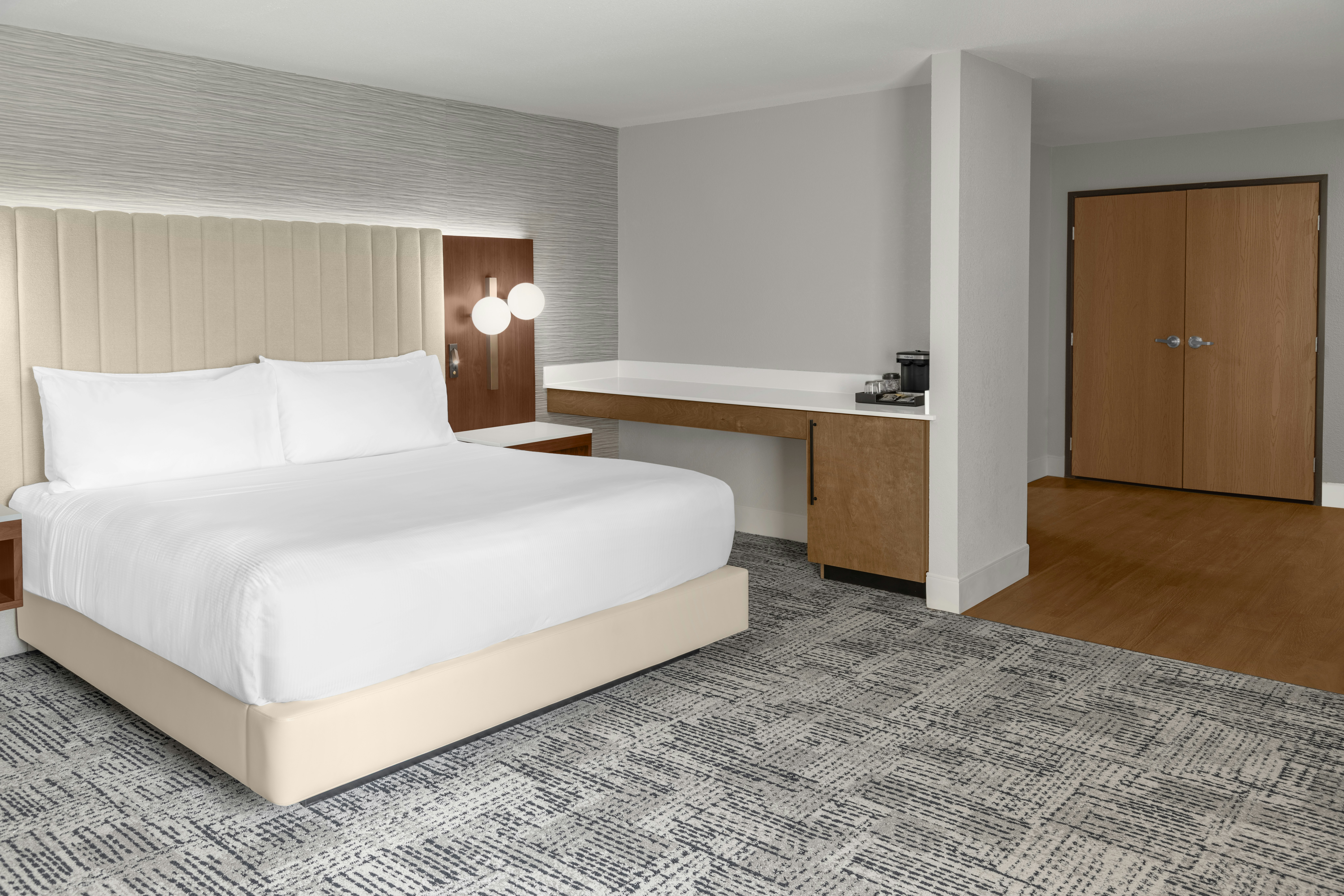 DoubleTree by Hilton Owatonna