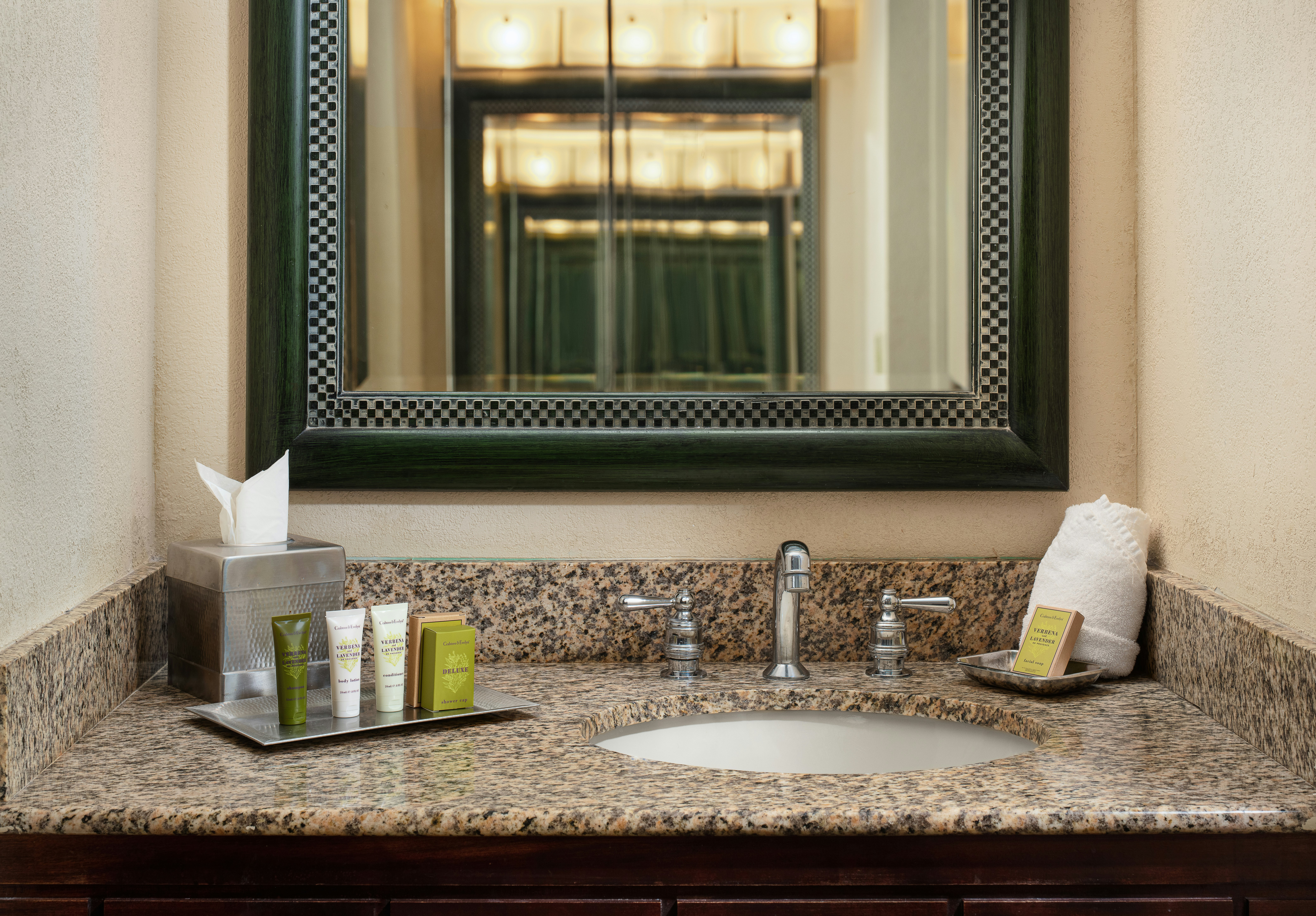 Hilton Orlando Lake Buena Vista – Disney Springs® Area