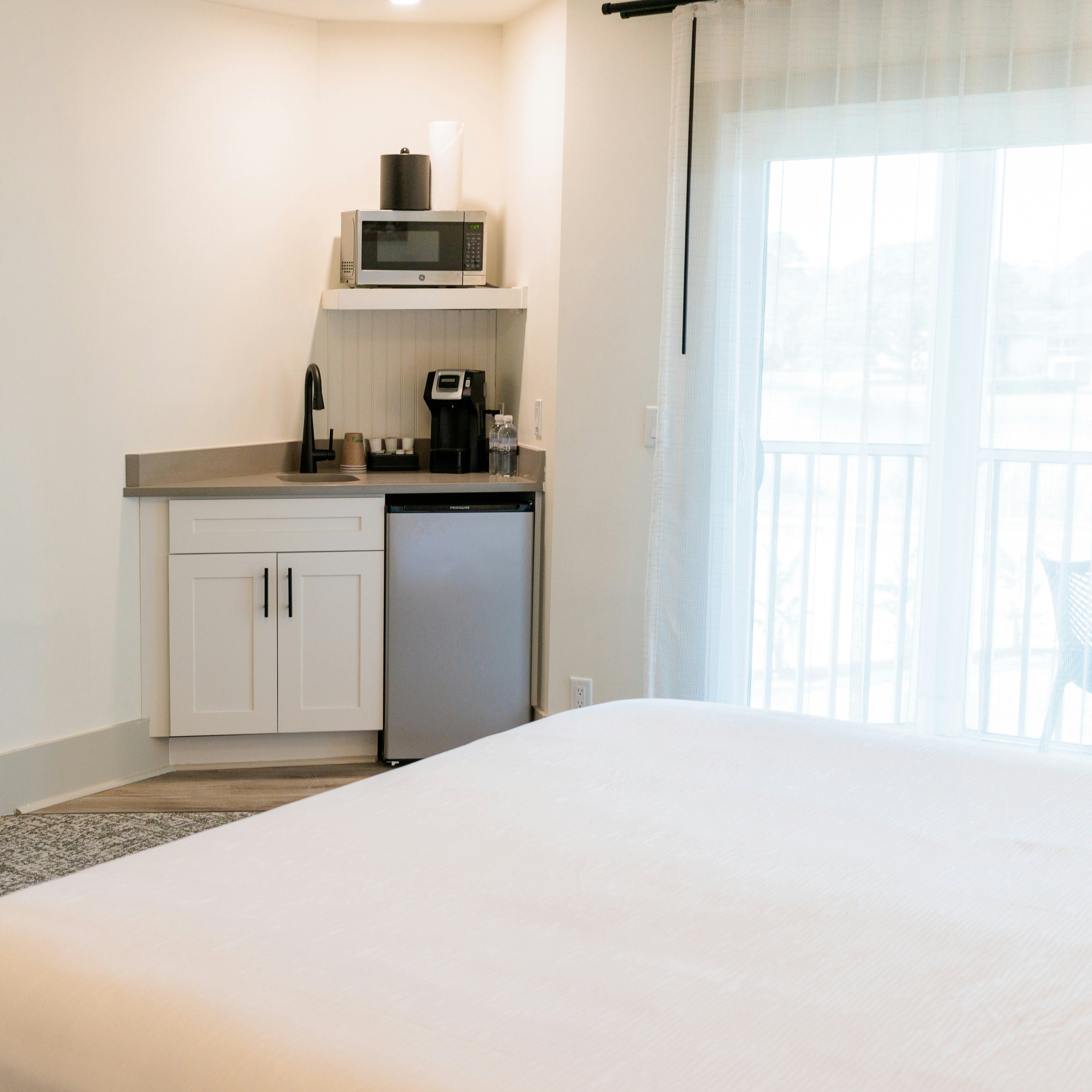 KING BALCONY ROOM