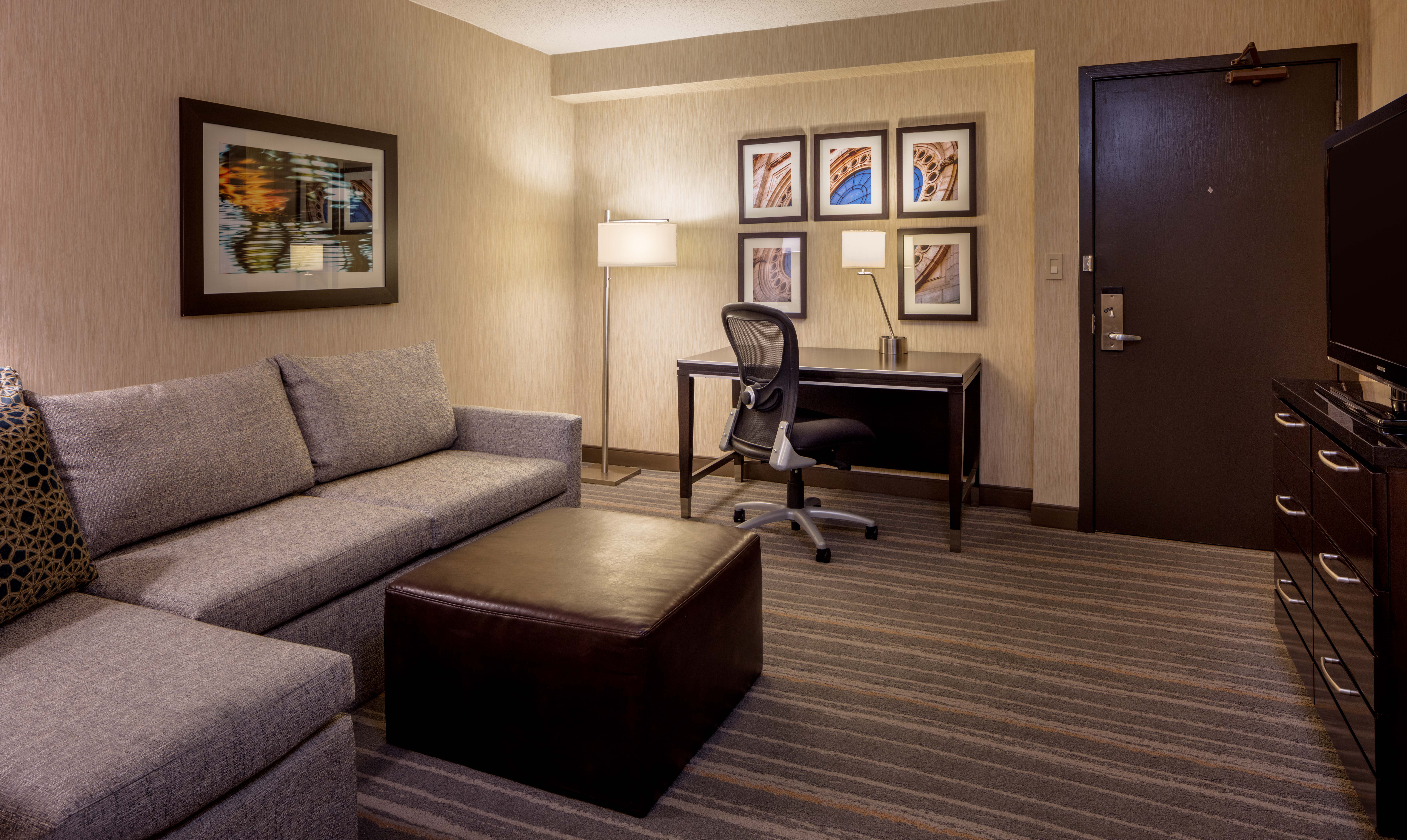 DoubleTree Suites by Hilton Minneapolis
