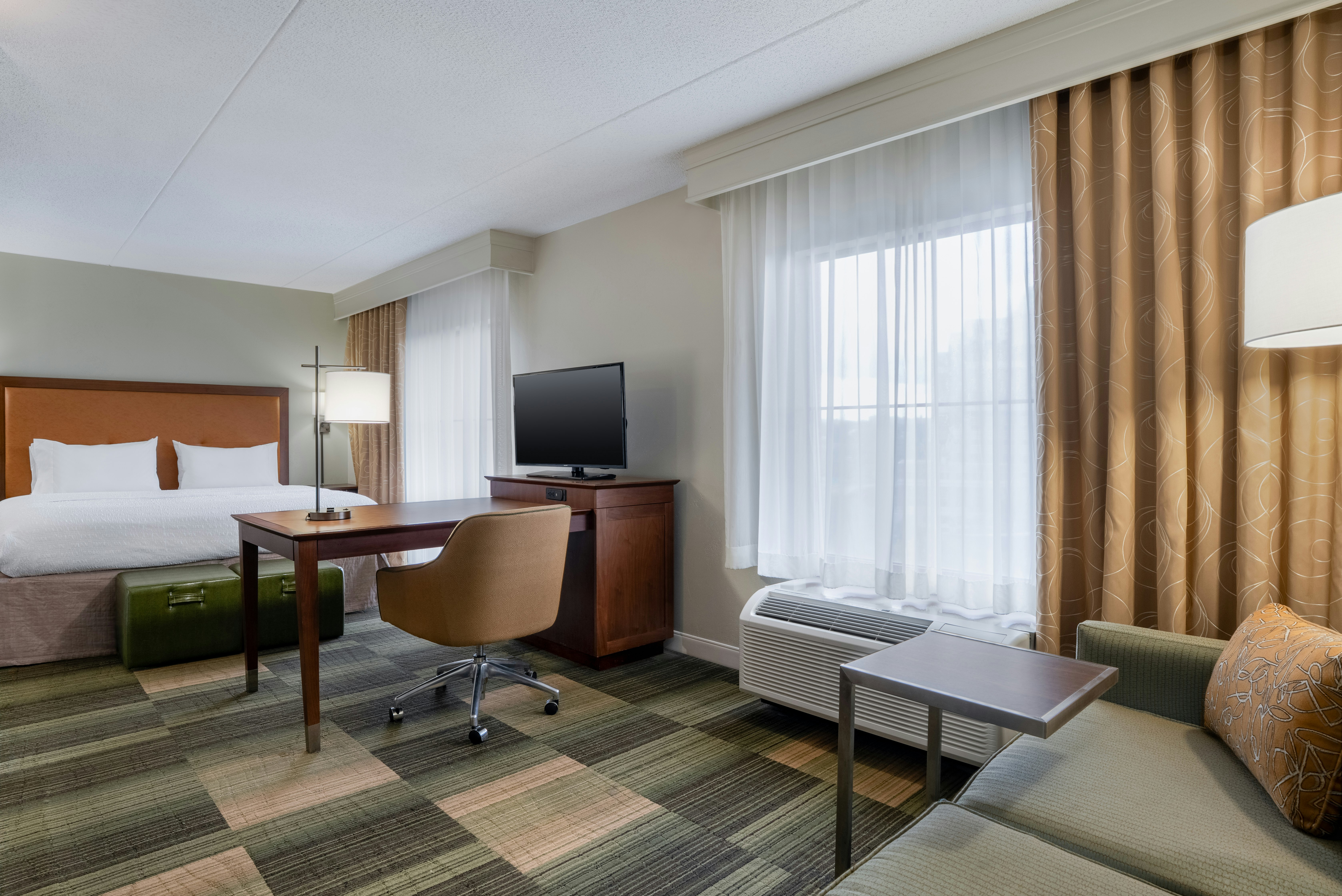 Hampton Inn & Suites Albany-Downtown
