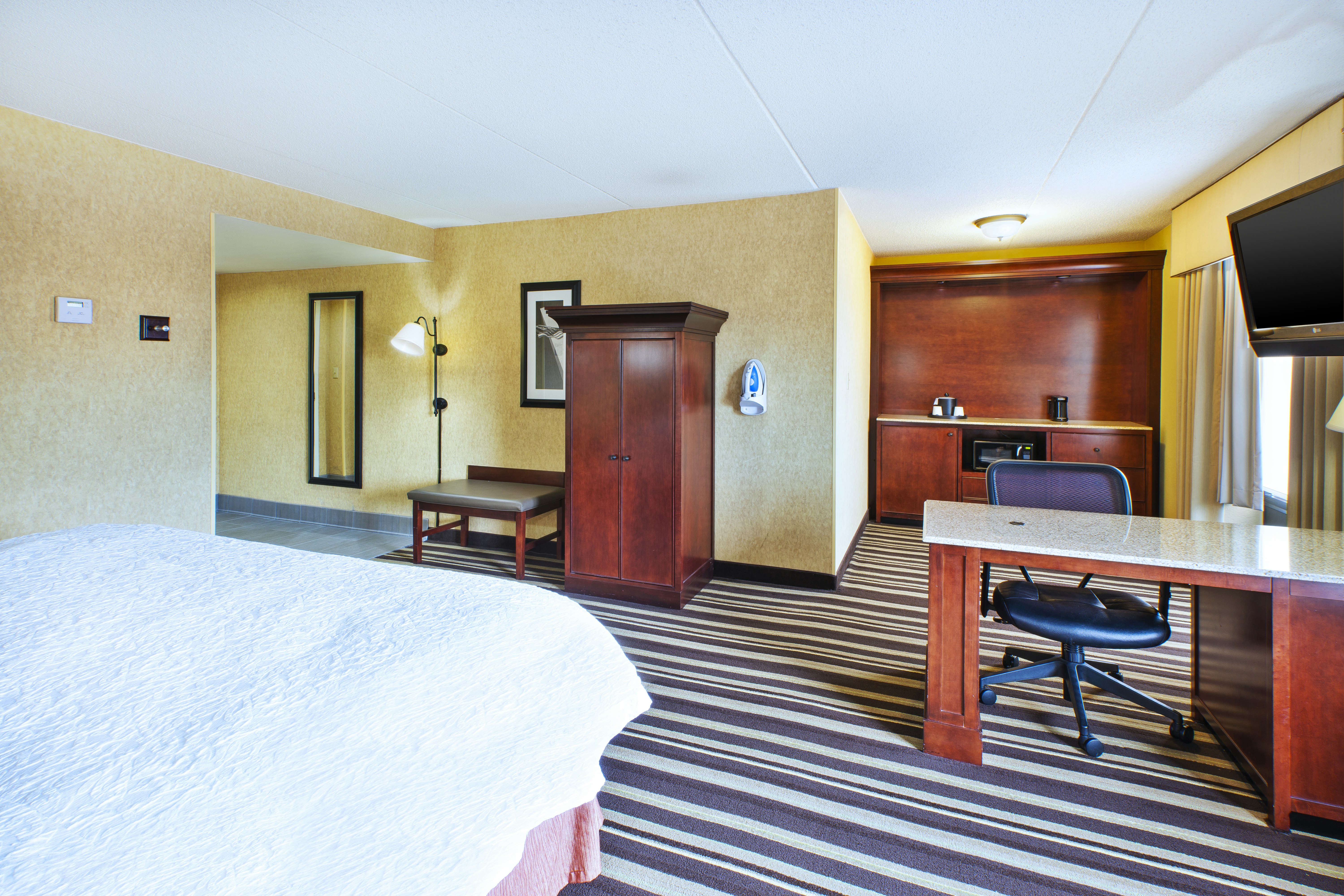 Hampton Inn Washington-Dulles Int’l Airport South