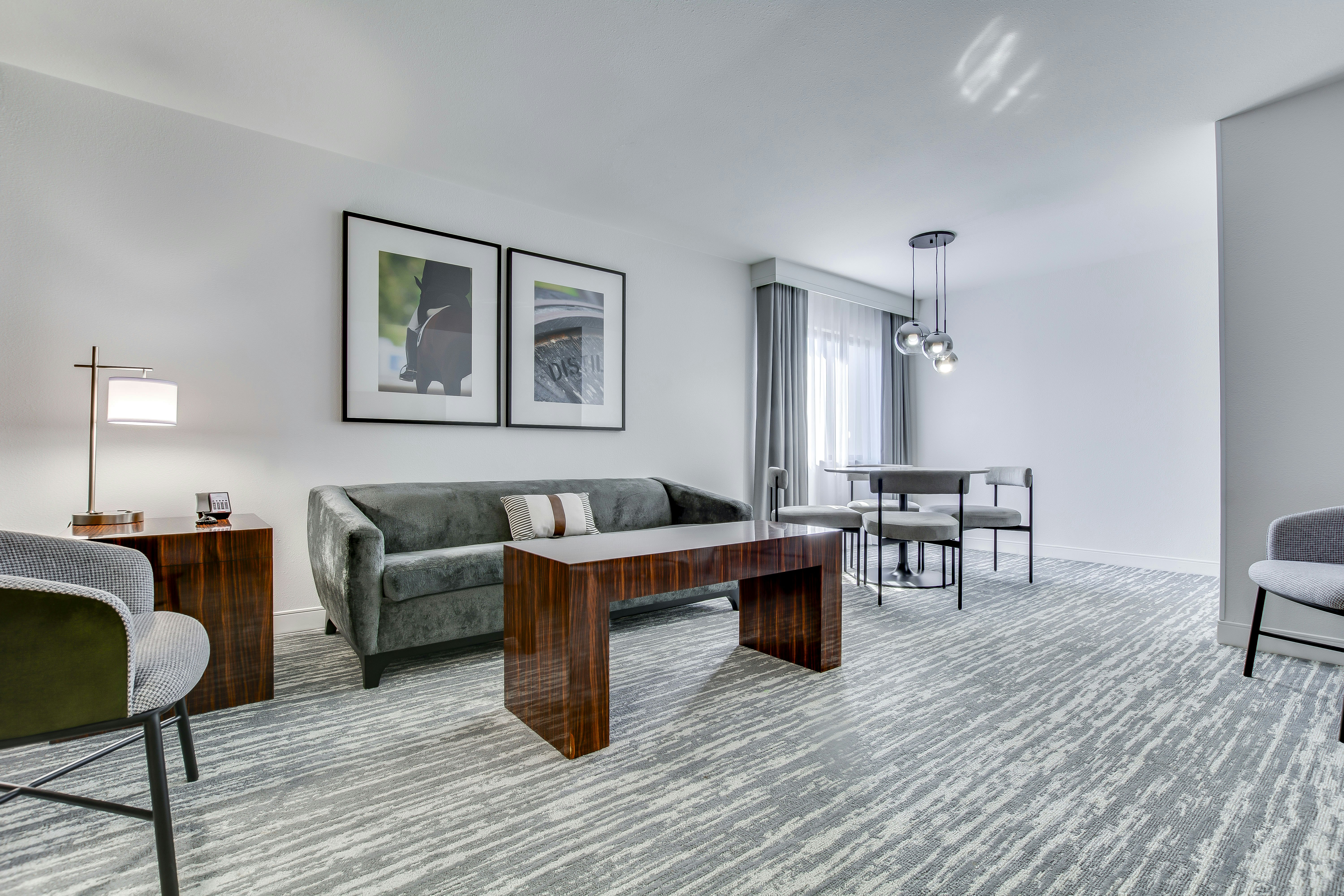 Embassy Suites by Hilton Louisville East