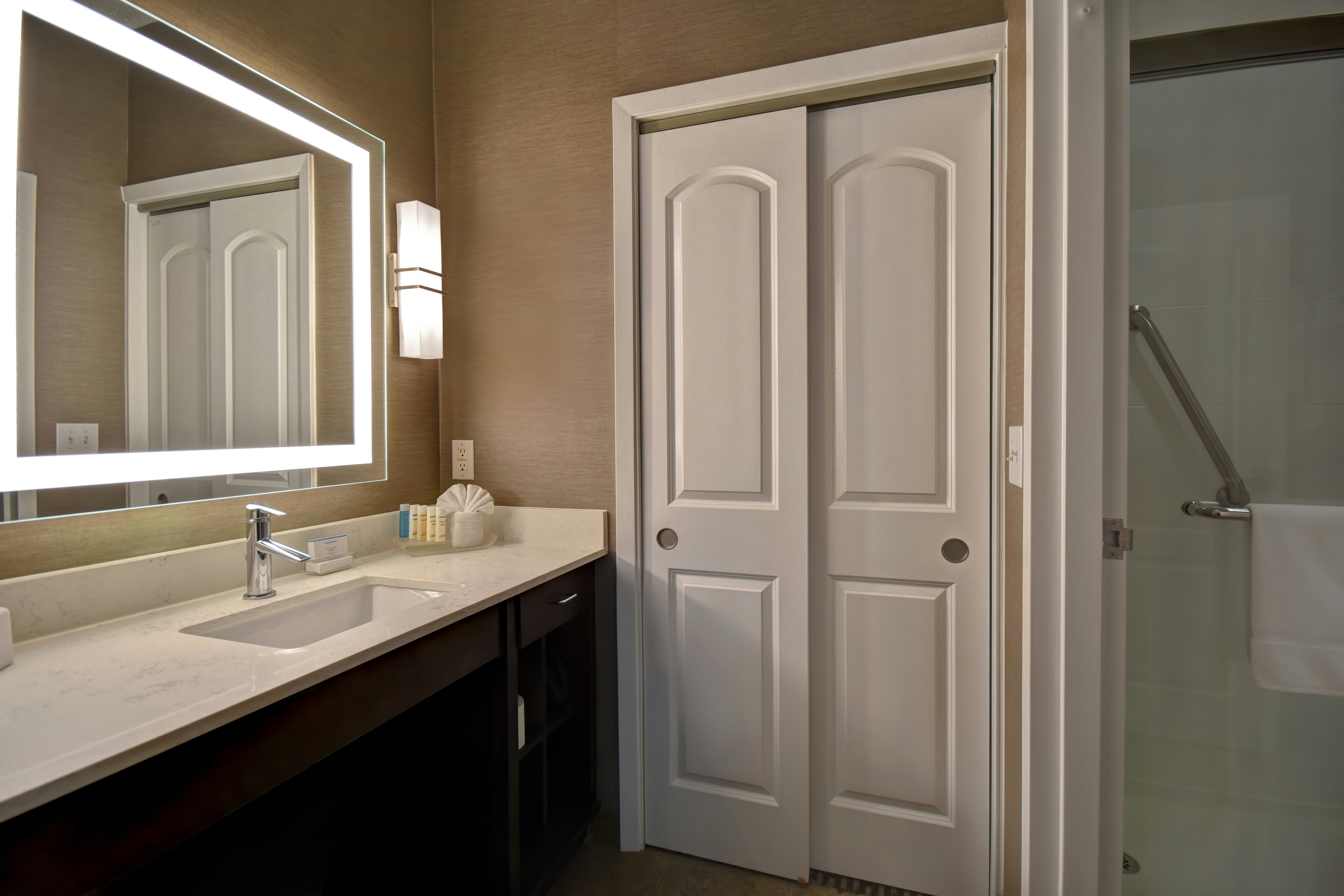 Homewood Suites by Hilton Houston IAH Airport Beltway 8
