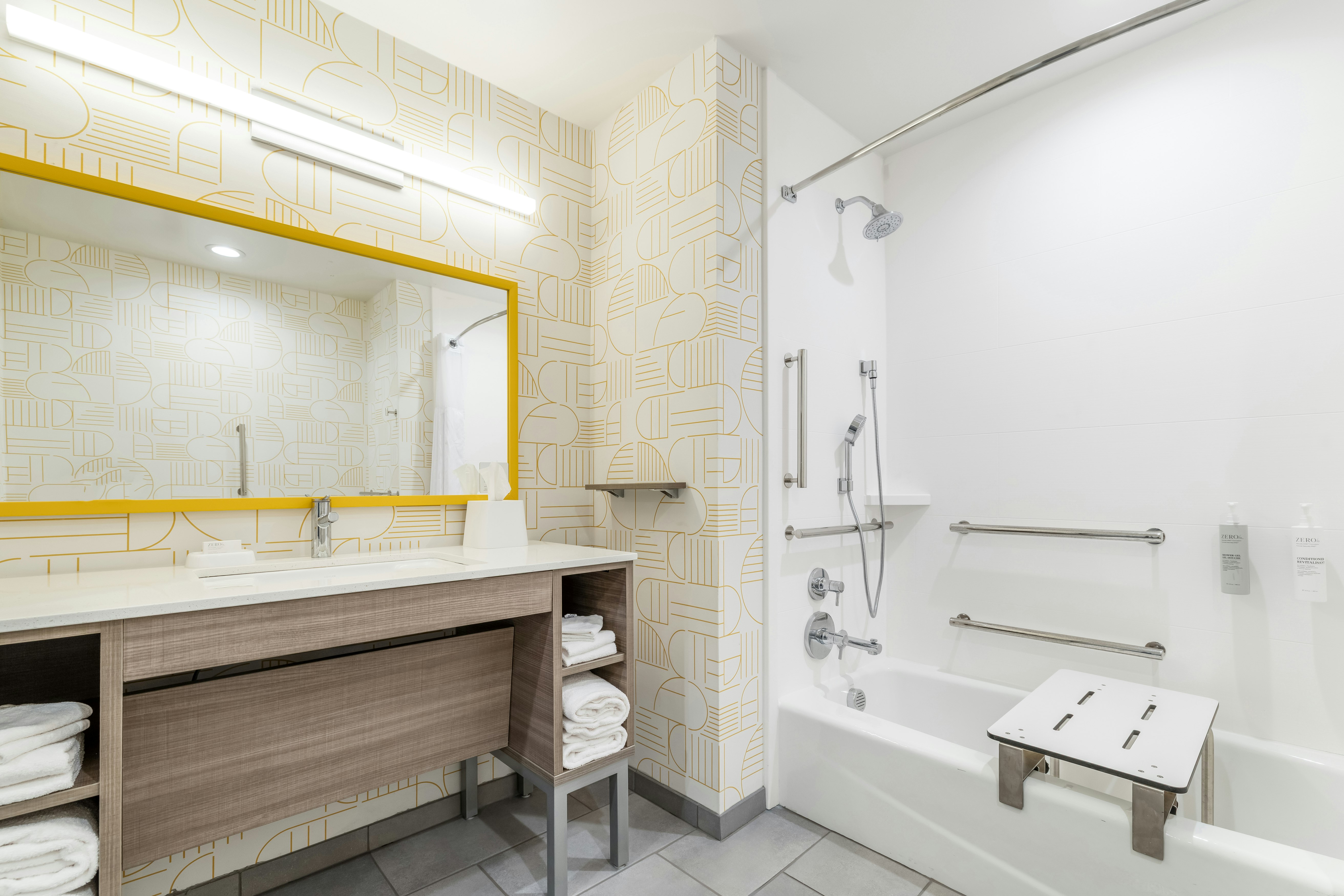 1KG ACC TUB STUDIO SUITE