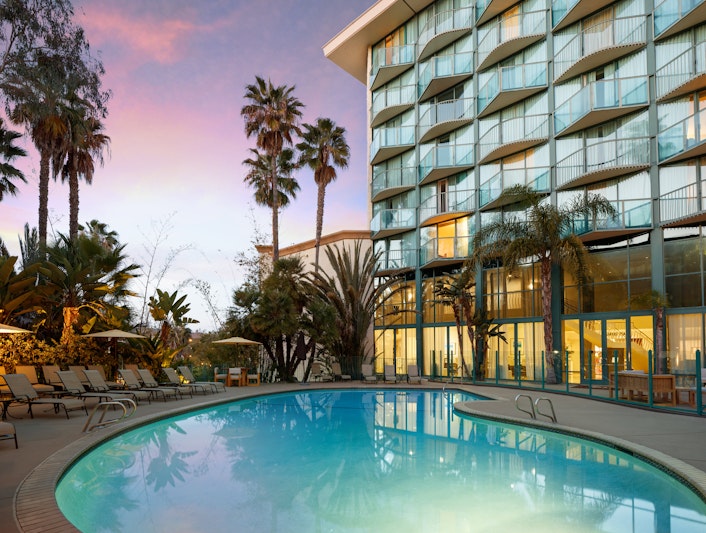 DoubleTree by Hilton Hotel San Diego – Hotel Circle