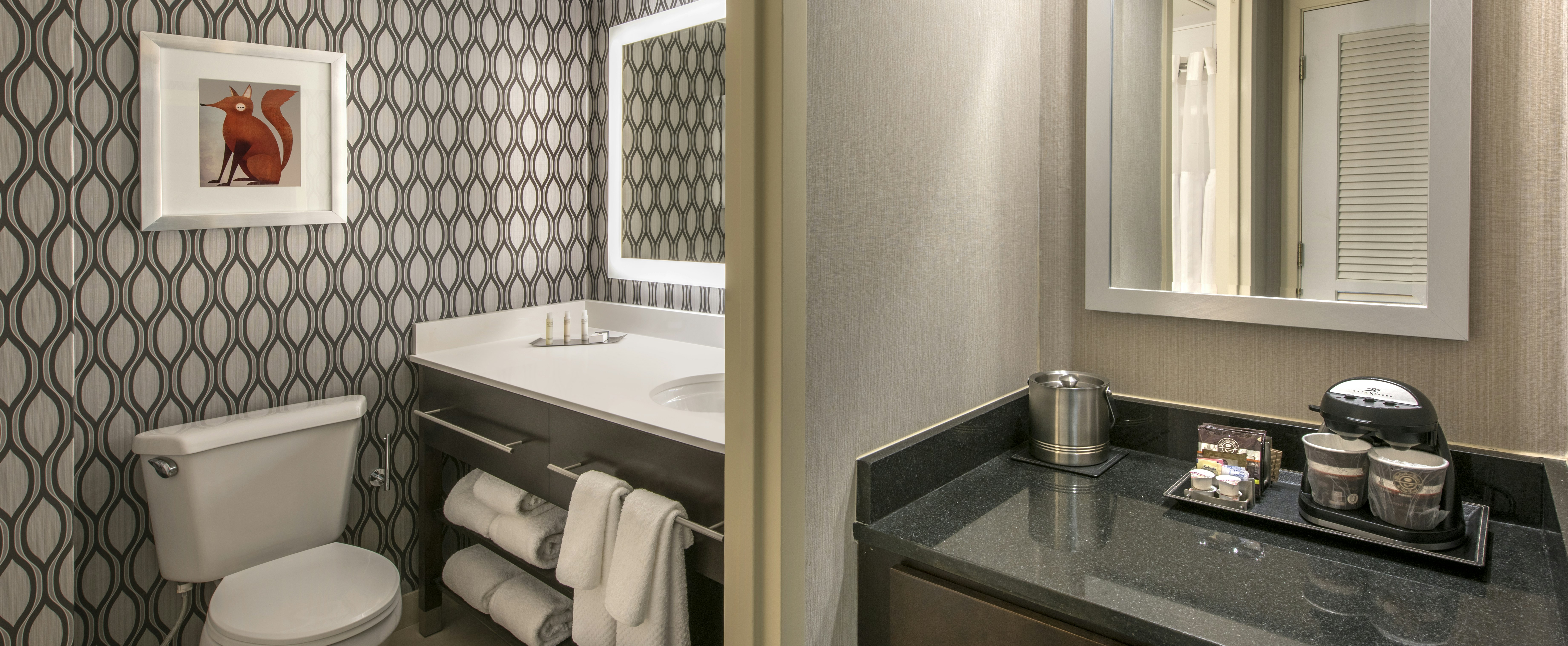 DoubleTree by Hilton Chicago Wood Dale – Elk Grove