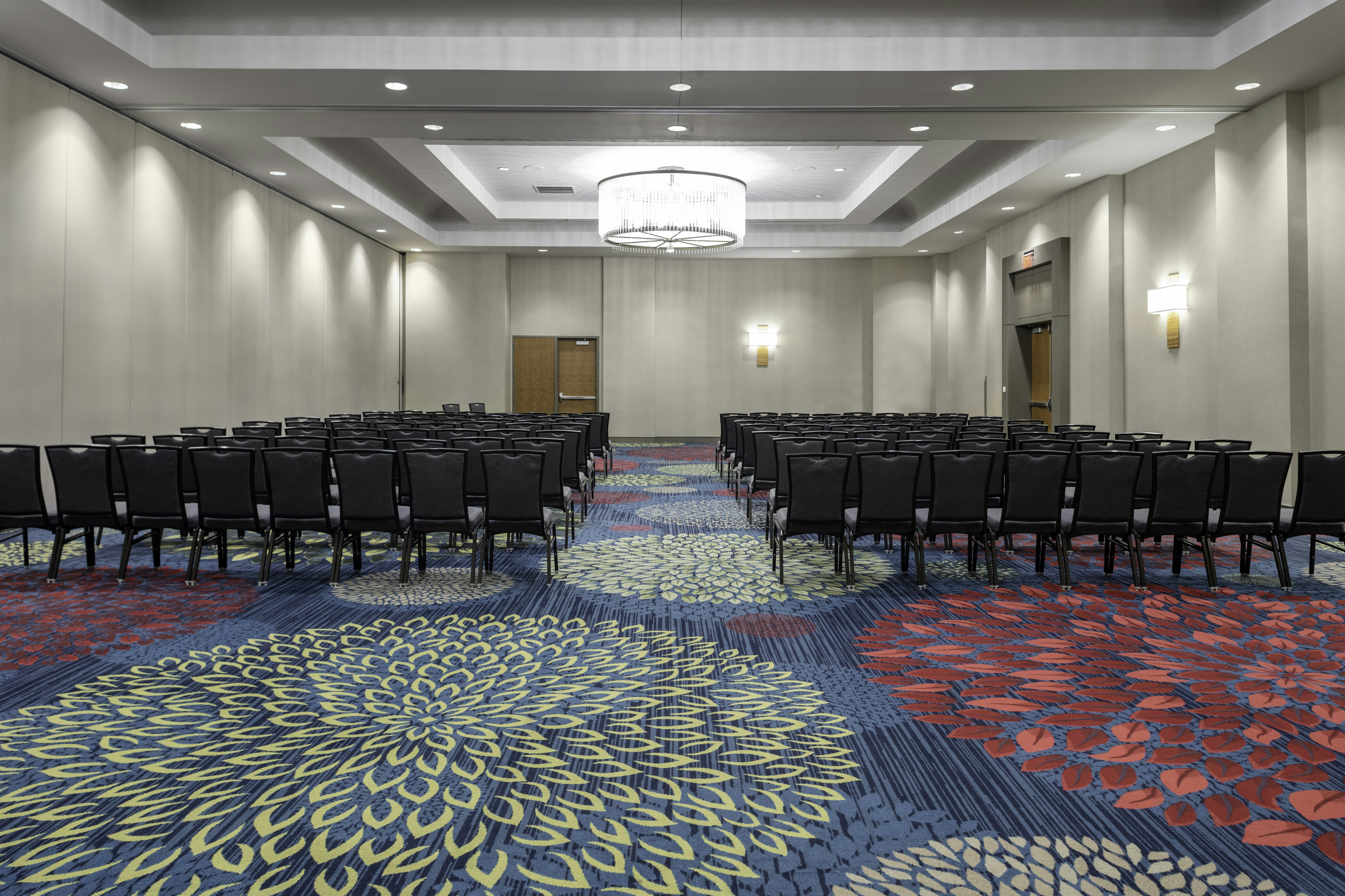 DoubleTree by Hilton Kansas City – Overland Park