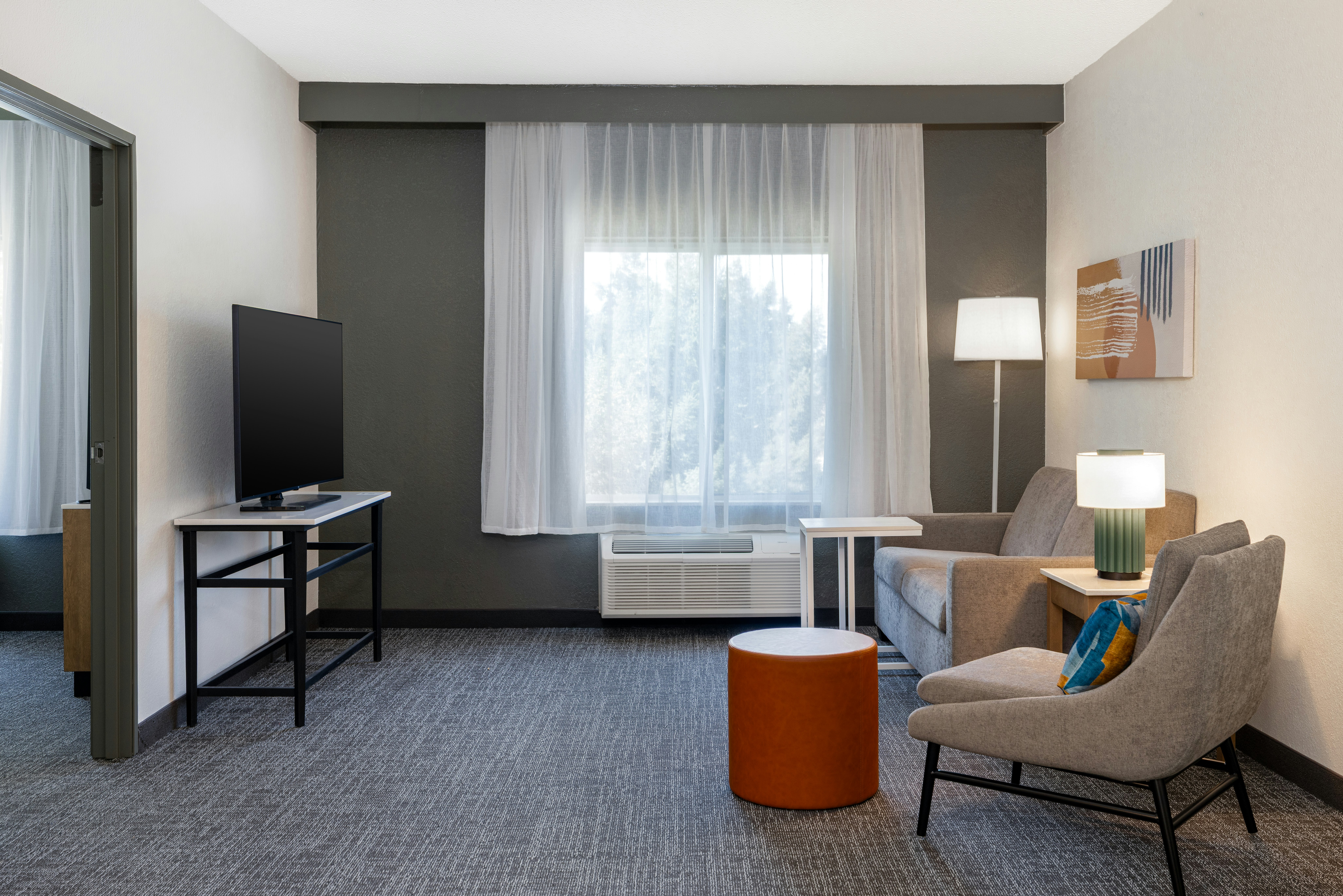 1 KING SUITE