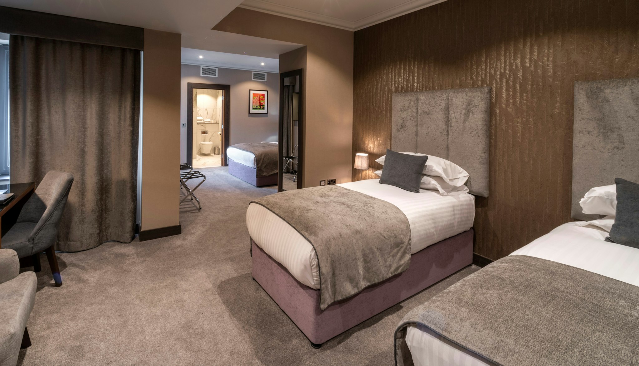 Ten Square Hotel