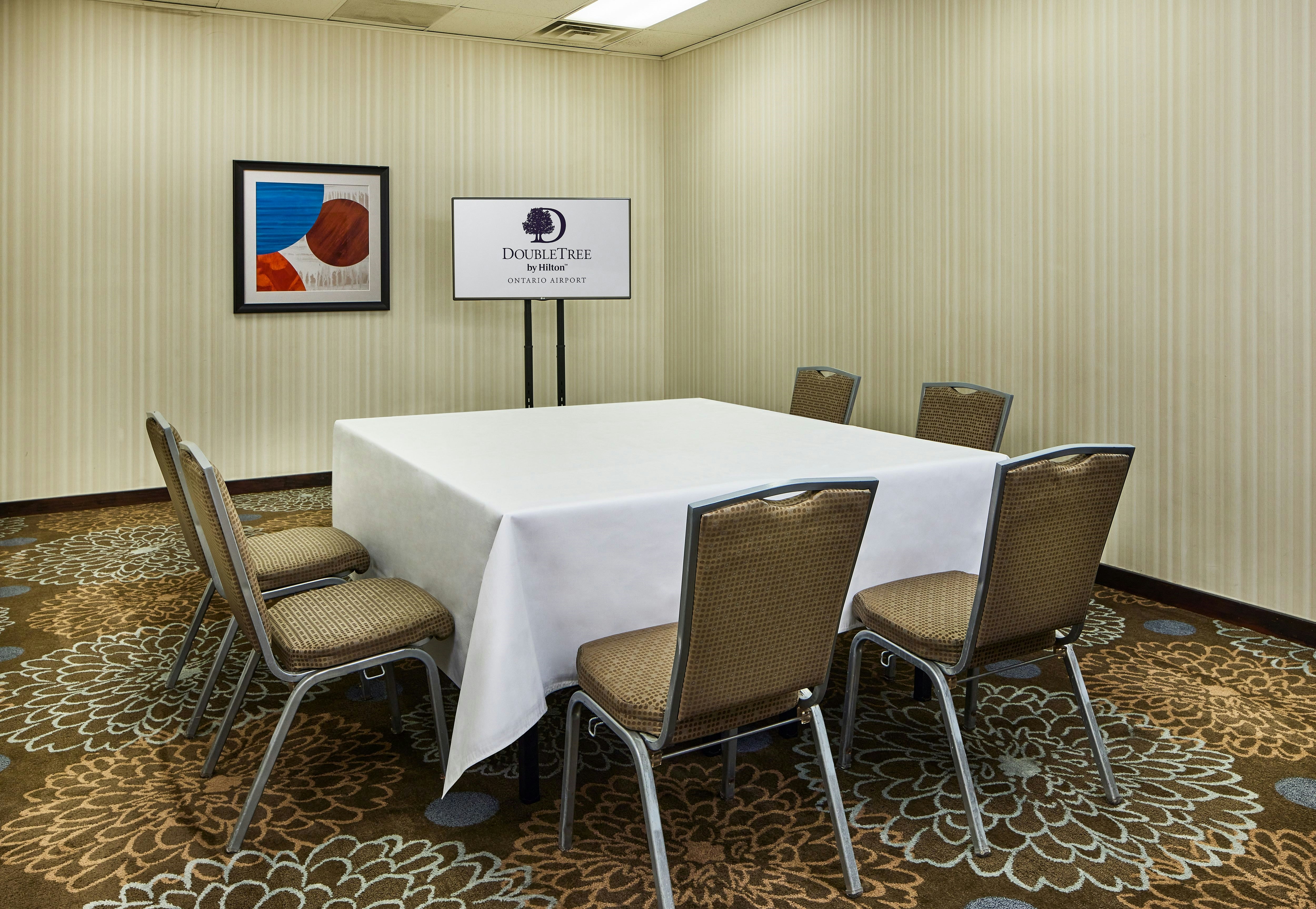 DoubleTree by Hilton Ontario Airport