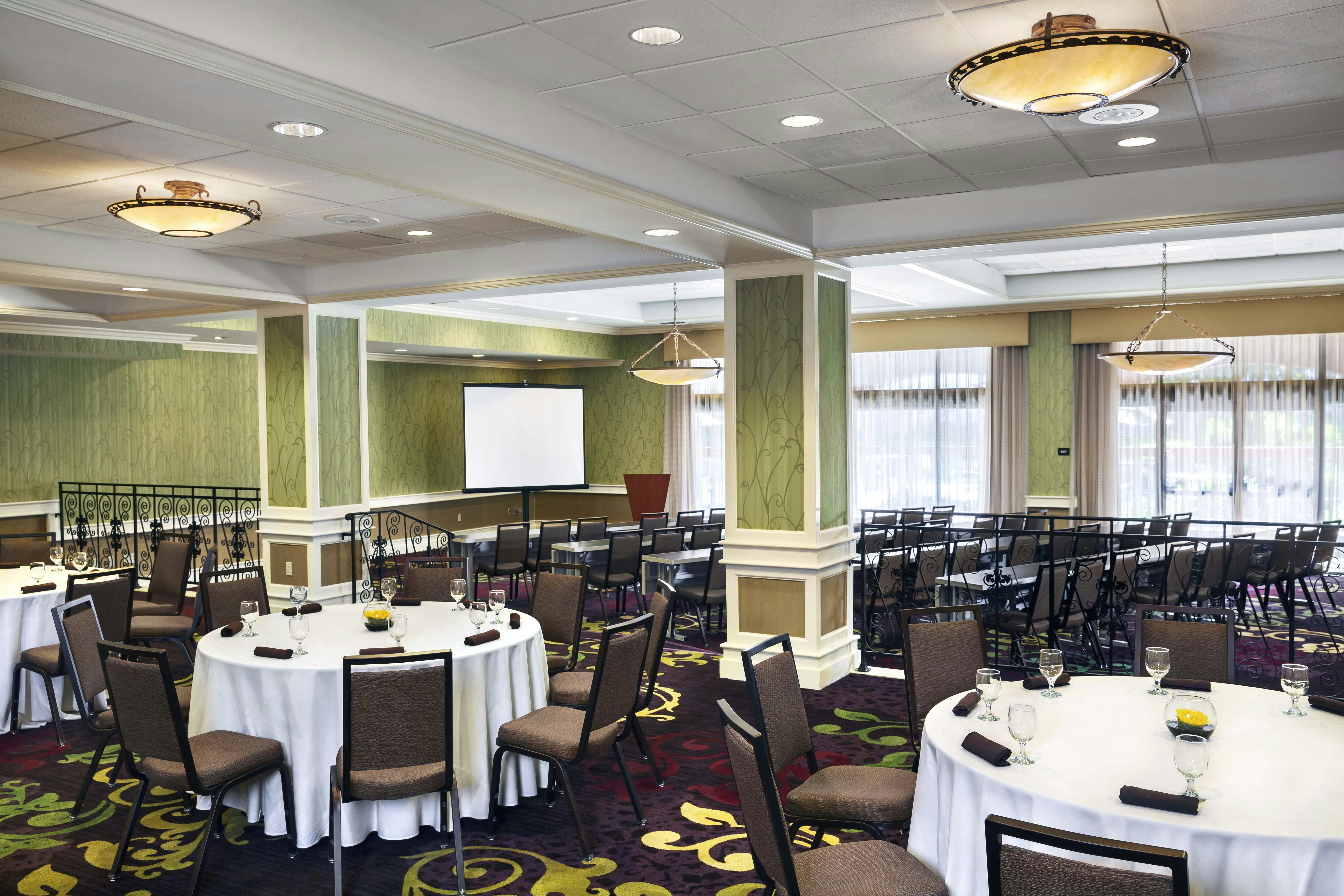 DoubleTree by Hilton Sonoma Wine Country